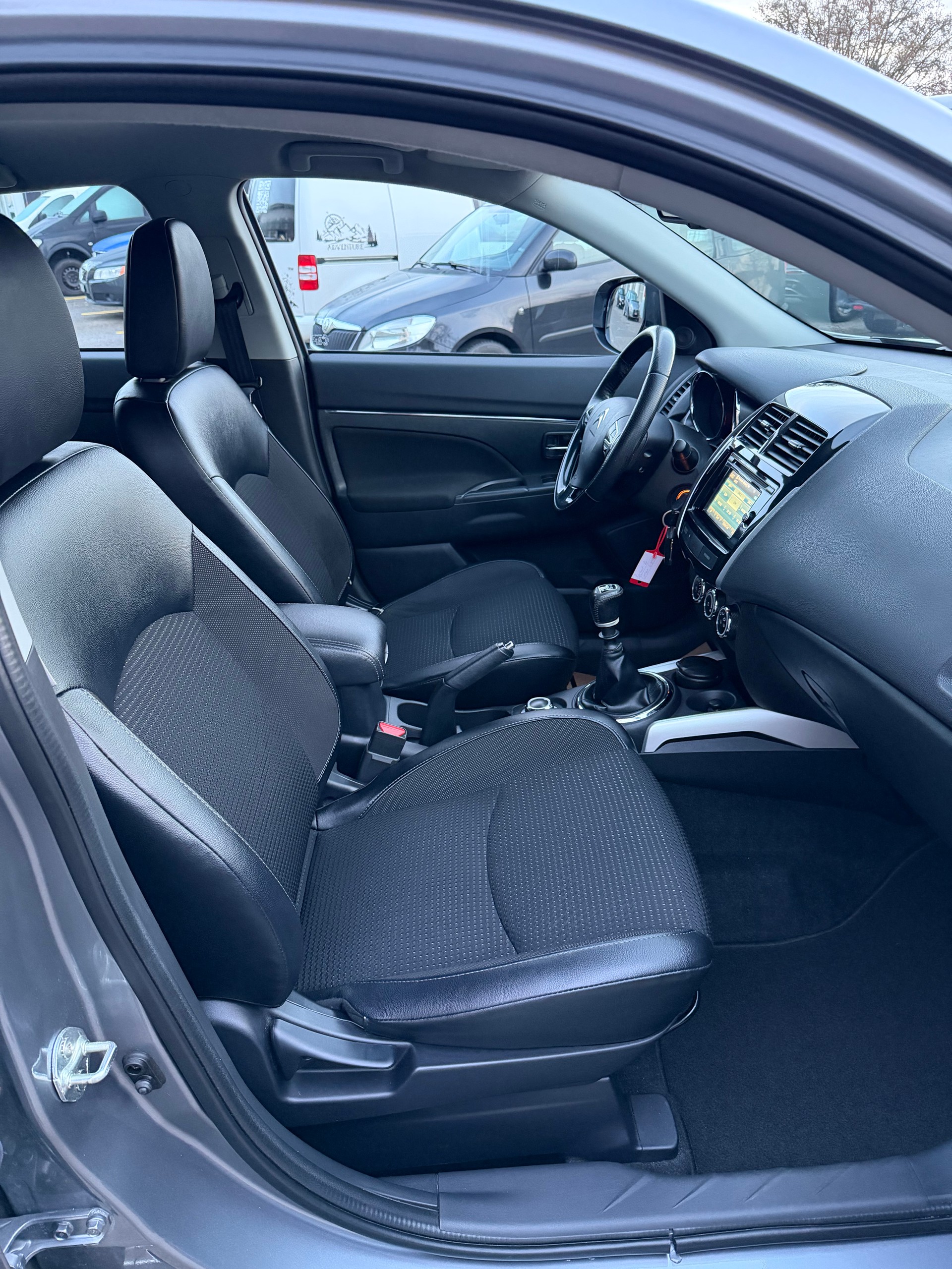 CITROEN C4 Aircross 1.6 HDi Séduction 4WD-image-13