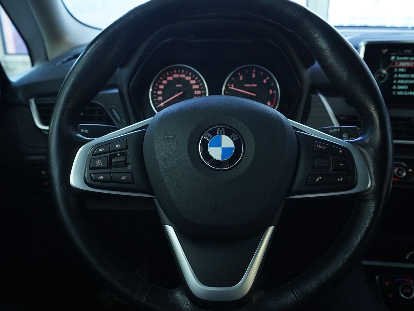 BMW 220d xDrive Gran Tourer Luxury Line Steptronic-image-12