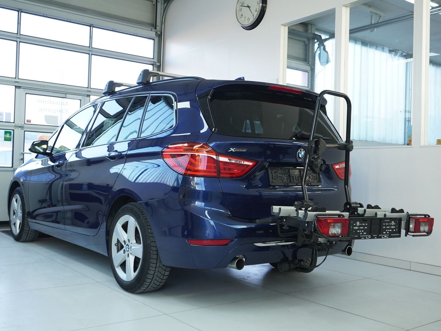 BMW 220d xDrive Gran Tourer Luxury Line Steptronic-showroom-element-1