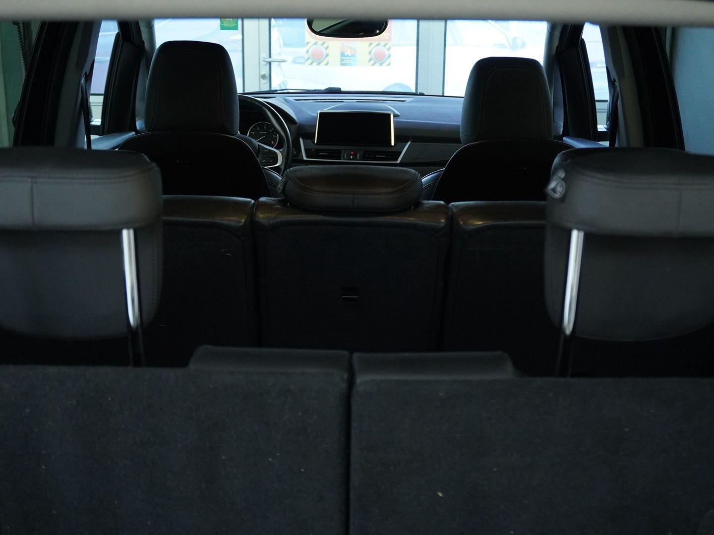 BMW 220d xDrive Gran Tourer Luxury Line Steptronic-showroom-element-3