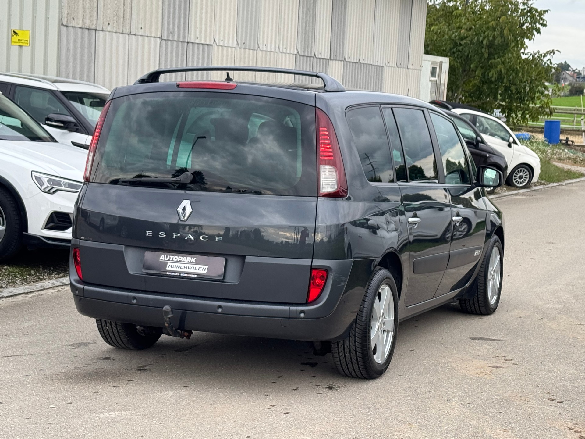 RENAULT Grand Espace 2.0 dCi Dynamic Automatic-image-2