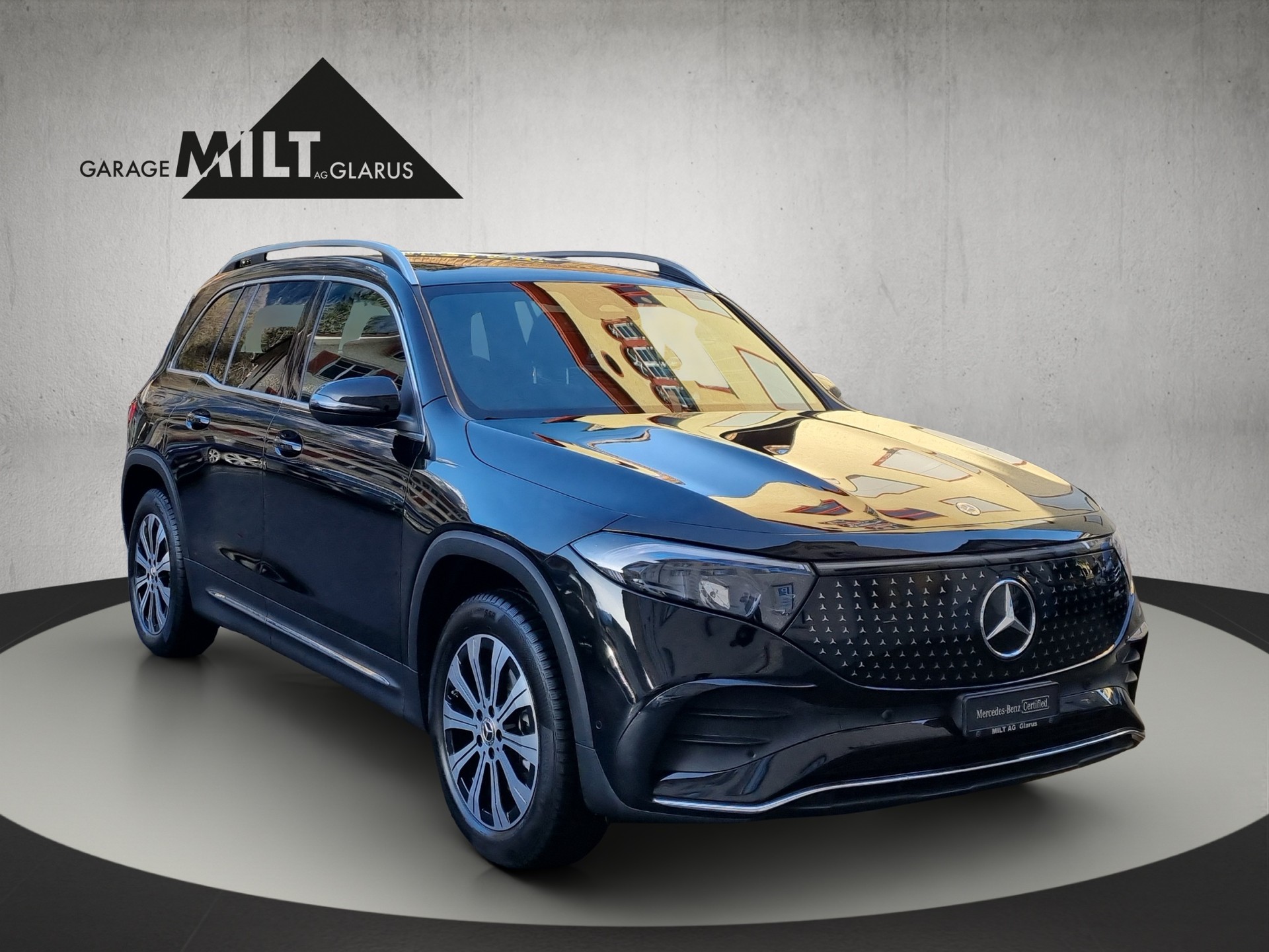 MERCEDES-BENZ EQB 350-image-7