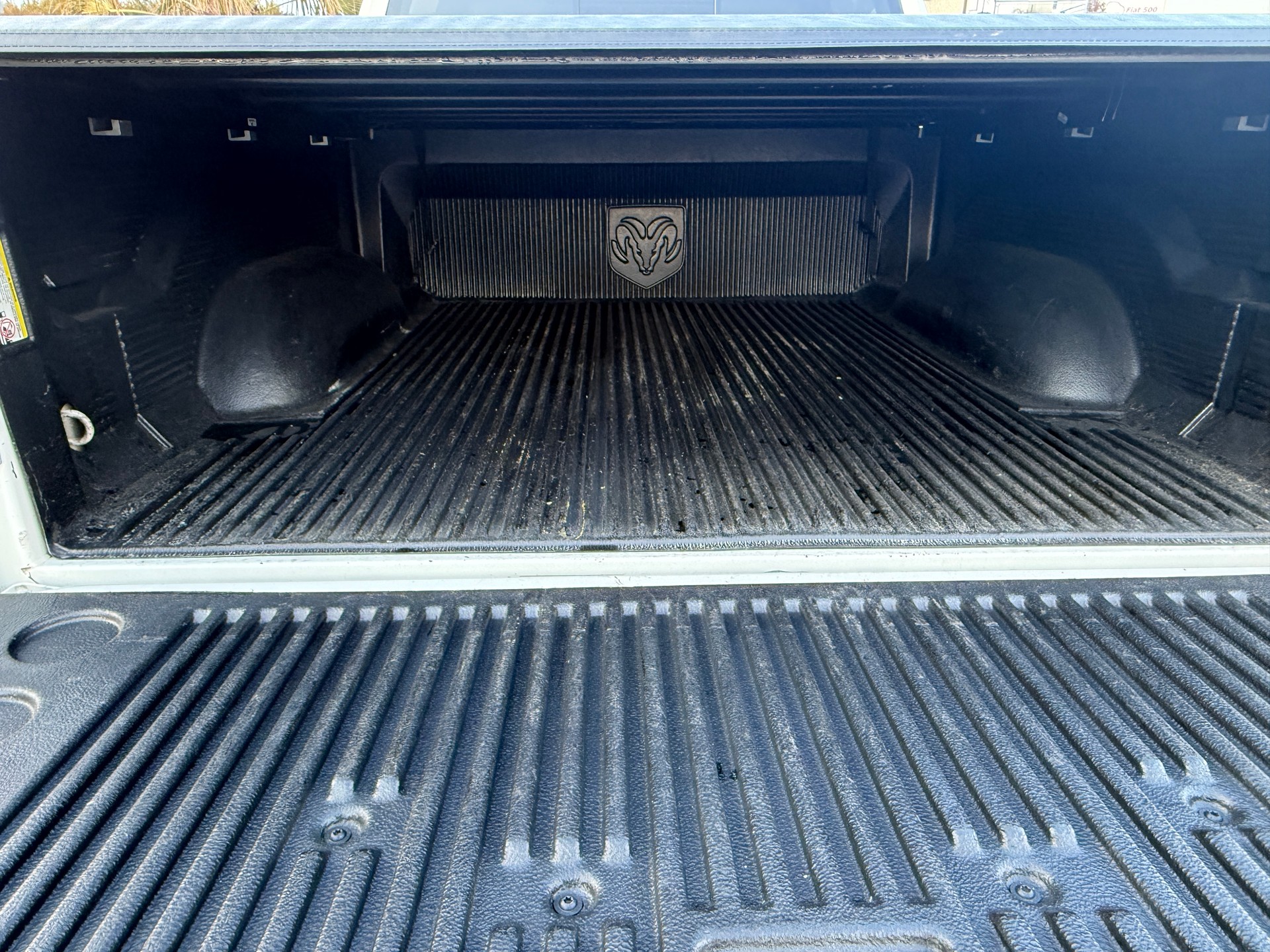 DODGE 1500 V8 * Leistungs-Kompressor * 6000kg A-Last *-image-19