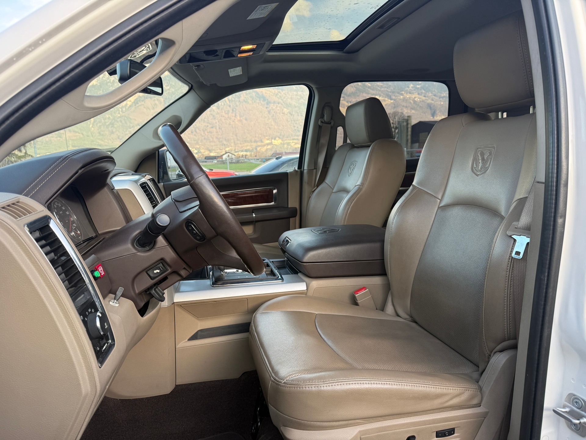 DODGE 1500 V8 * Leistungs-Kompressor * 6000kg A-Last *-image-8