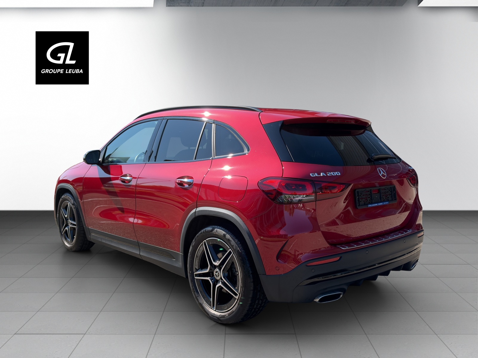 MERCEDES-BENZ GLA 200 4M AMG Line 8G-D-image-4