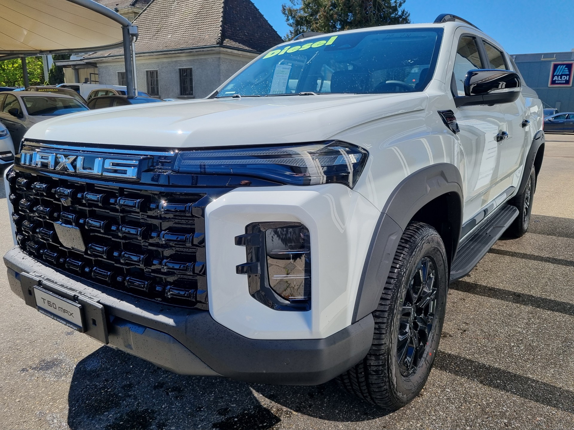 MAXUS T60 Max 2.0TDI 4x4 Automat-image-2