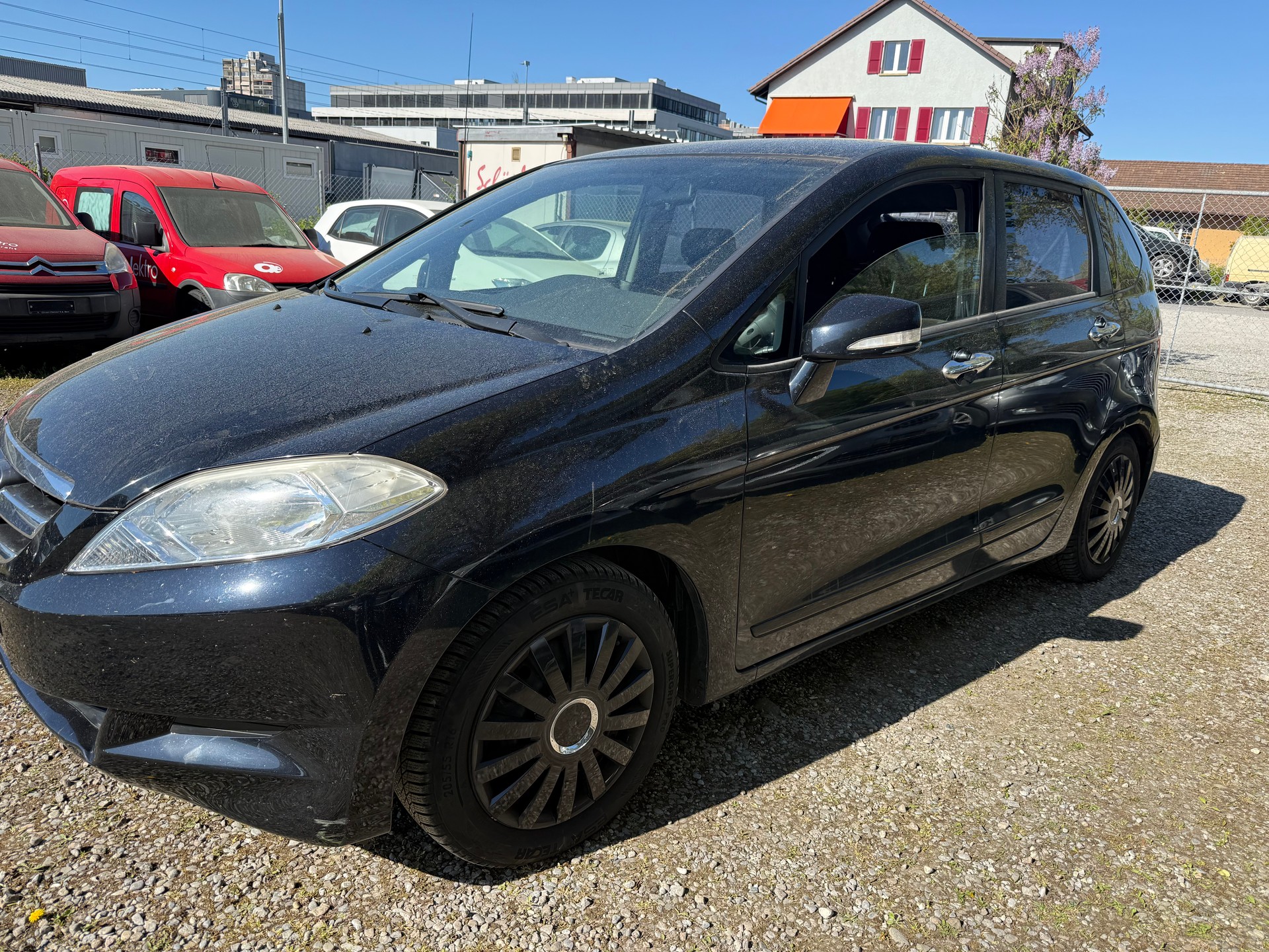 HONDA FR-V 2.0 Comfort-image-1