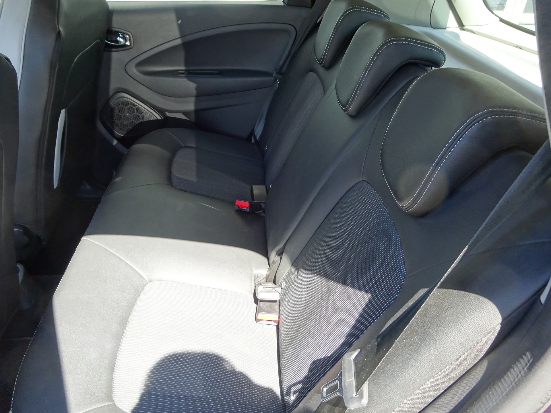 RENAULT Zoe Iconic R110 (incl. Batterie)-image-11
