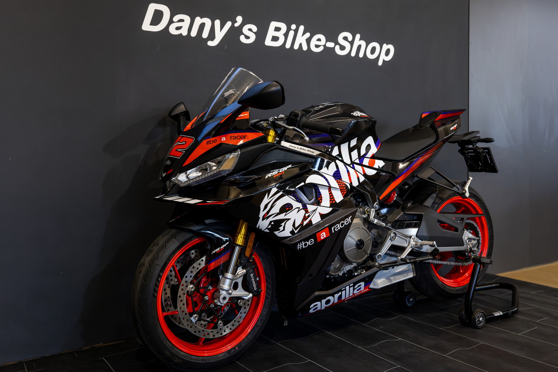 APRILIA RS GP 660 Bezzechi E5+ (105ps)-showroom-element-1