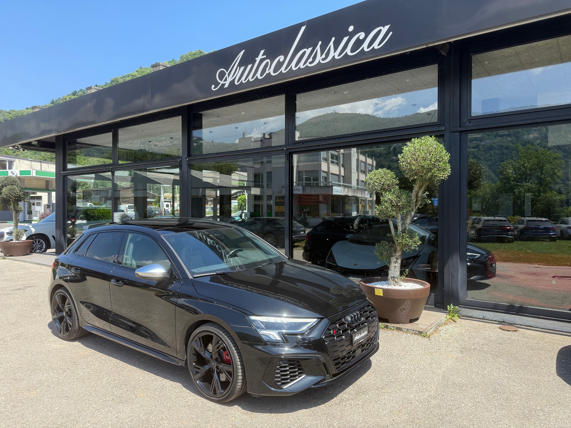 AUDI S3 Sportback 2.0 TFSI quattro S-tronic-image-4