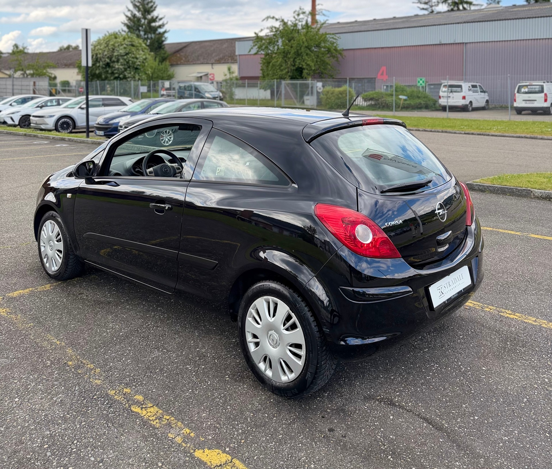 OPEL Corsa 1.2 TP Enjoy-image-9