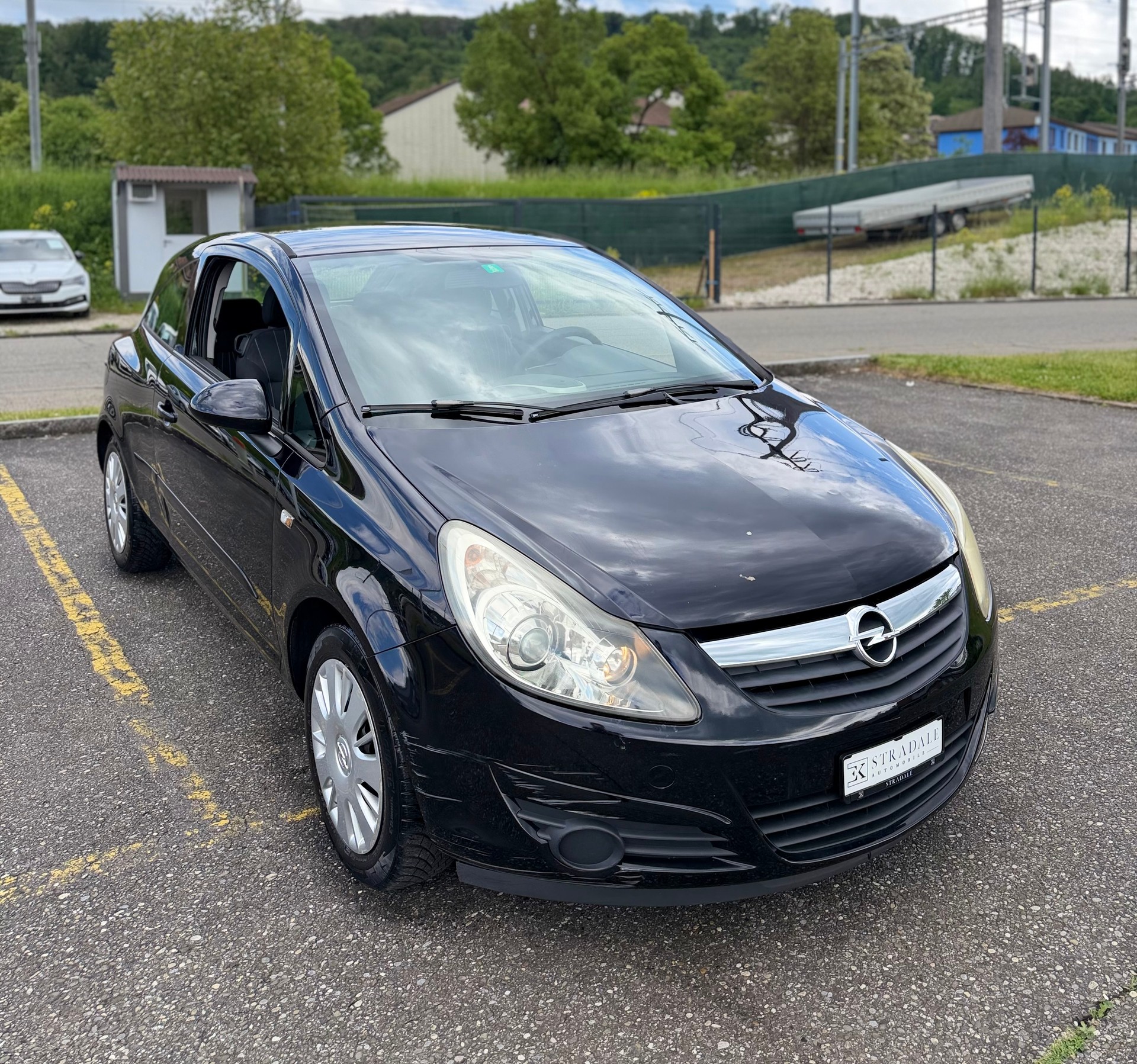 OPEL Corsa 1.2 TP Enjoy-image-1