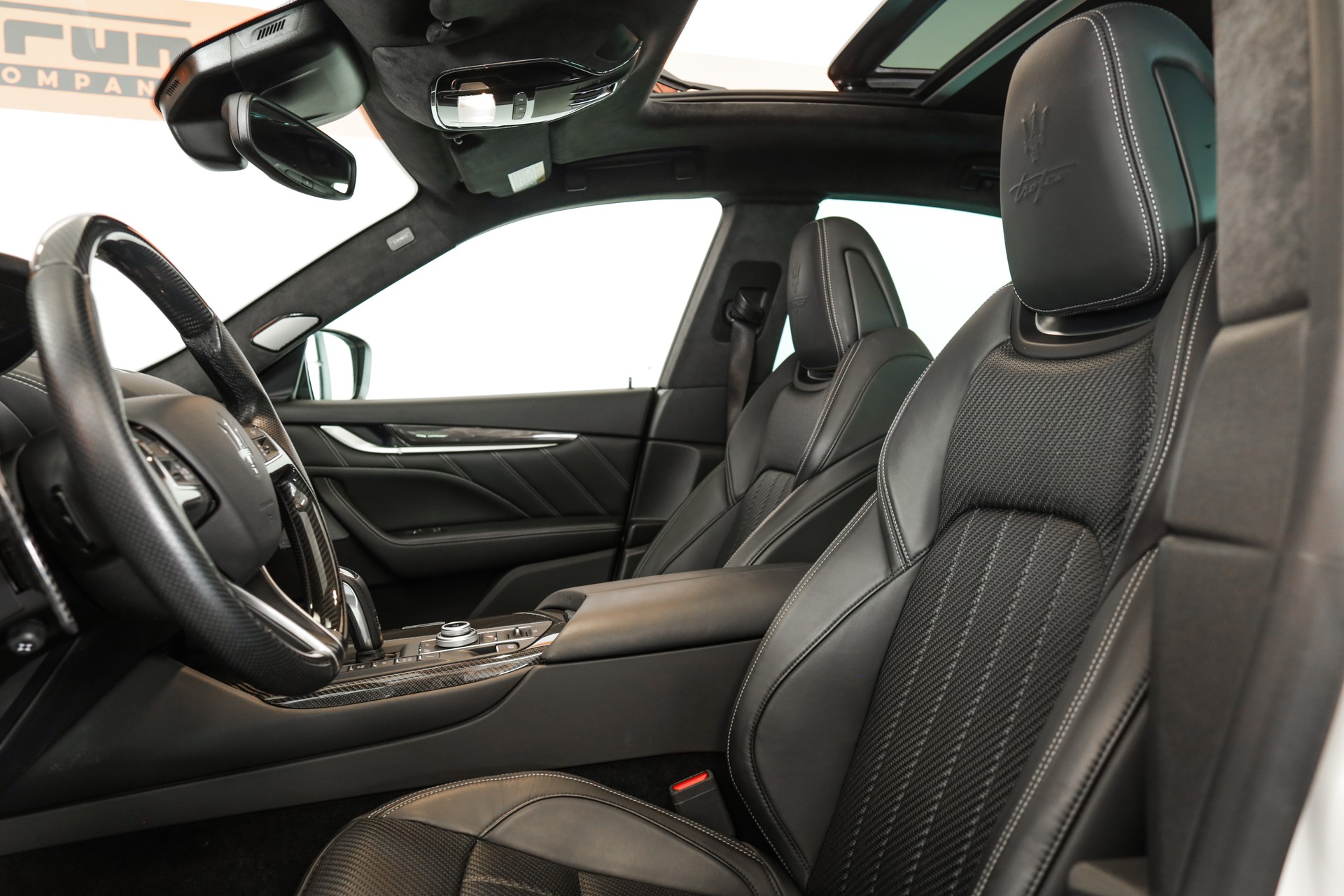MASERATI Levante 3.8 V8 Trofeo Q4 Automatica-image-10