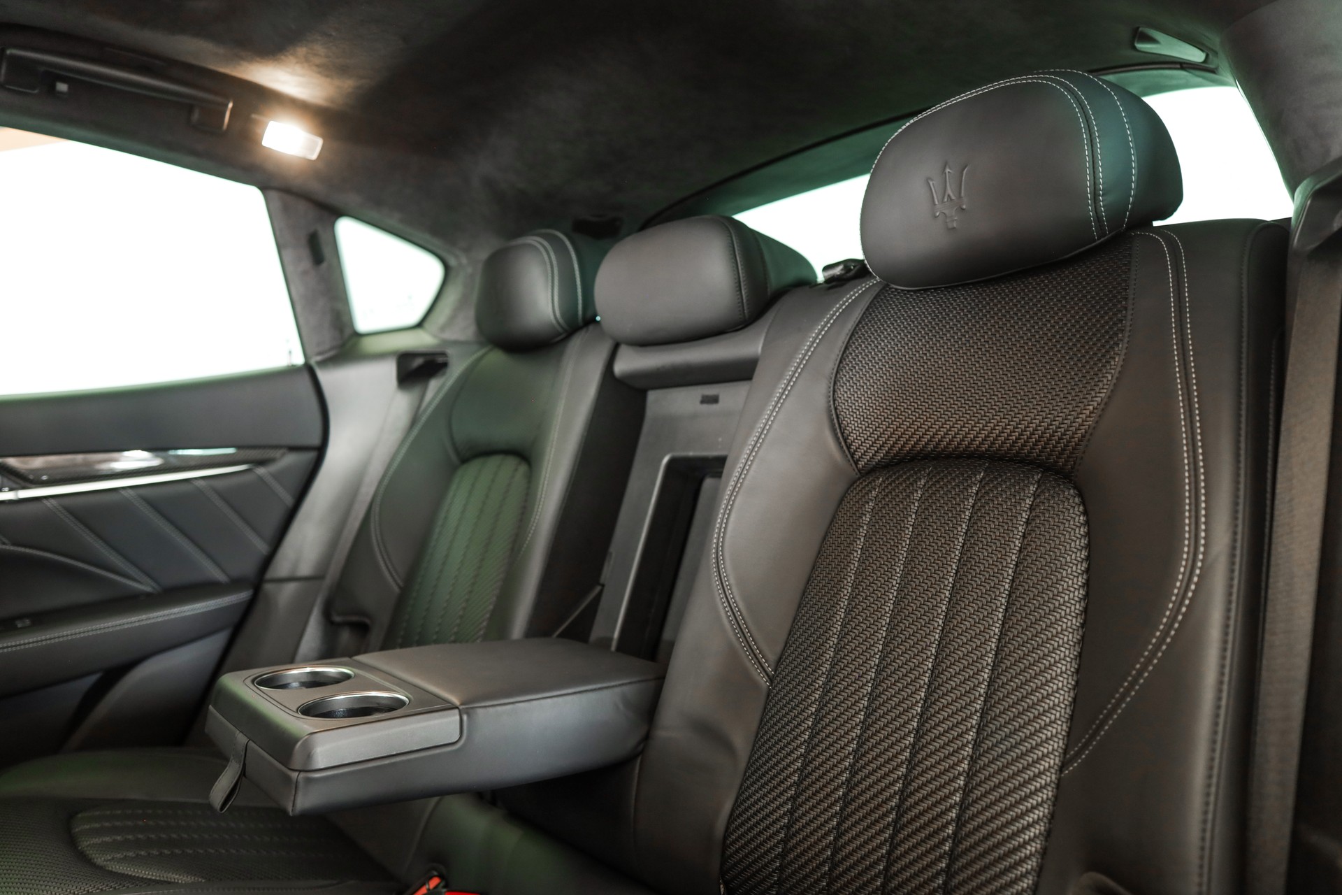 MASERATI Levante 3.8 V8 Trofeo Q4 Automatica-image-11