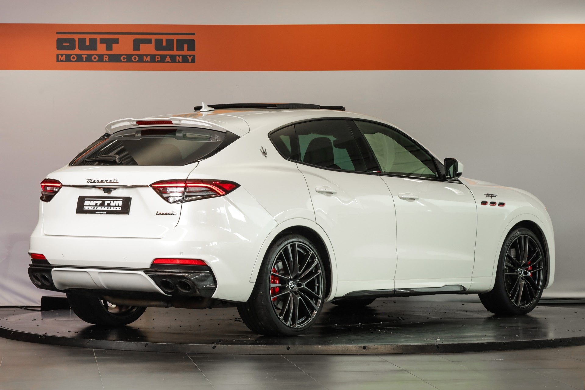 MASERATI Levante 3.8 V8 Trofeo Q4 Automatica-image-5