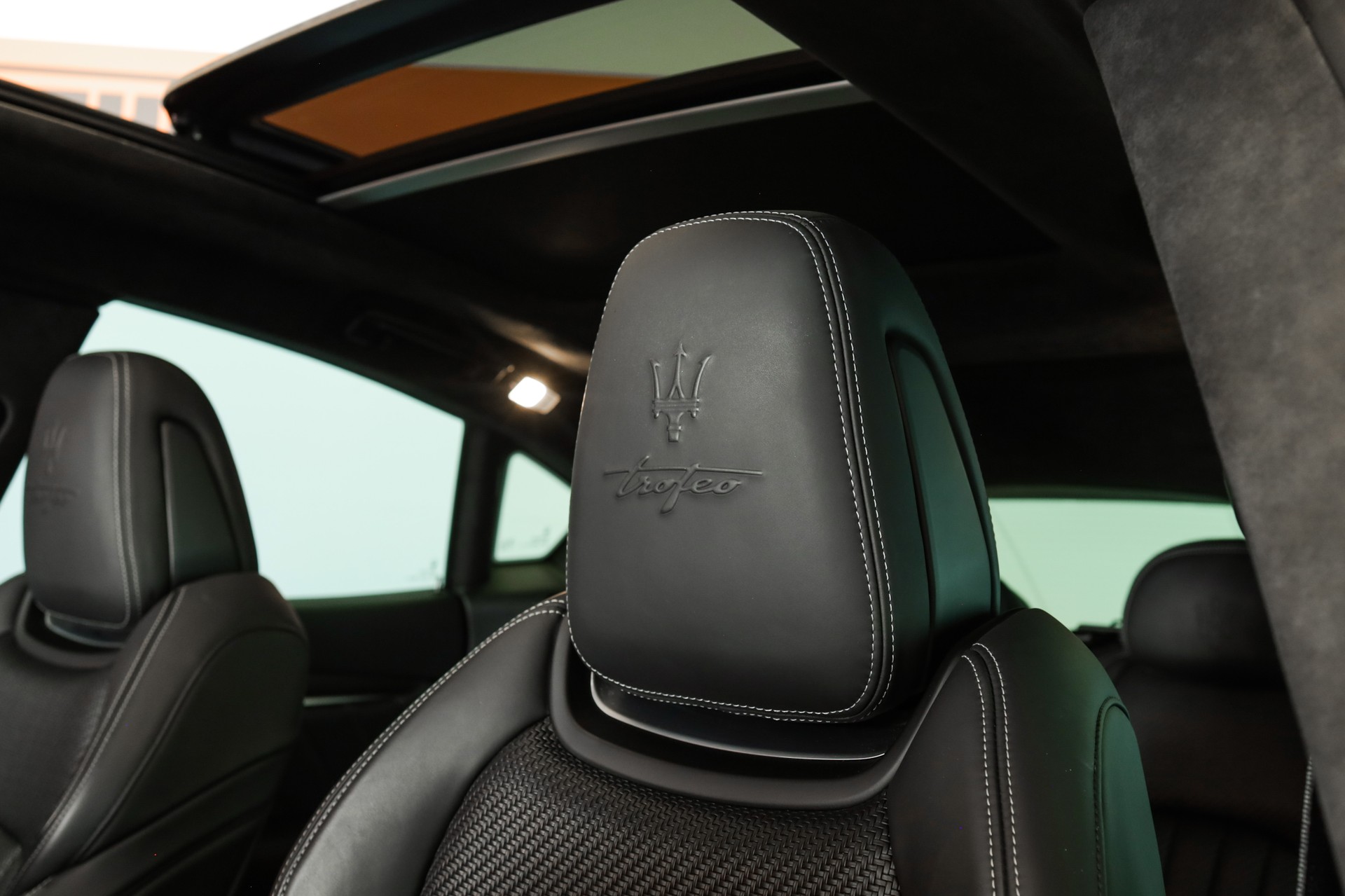 MASERATI Levante 3.8 V8 Trofeo Q4 Automatica-image-23