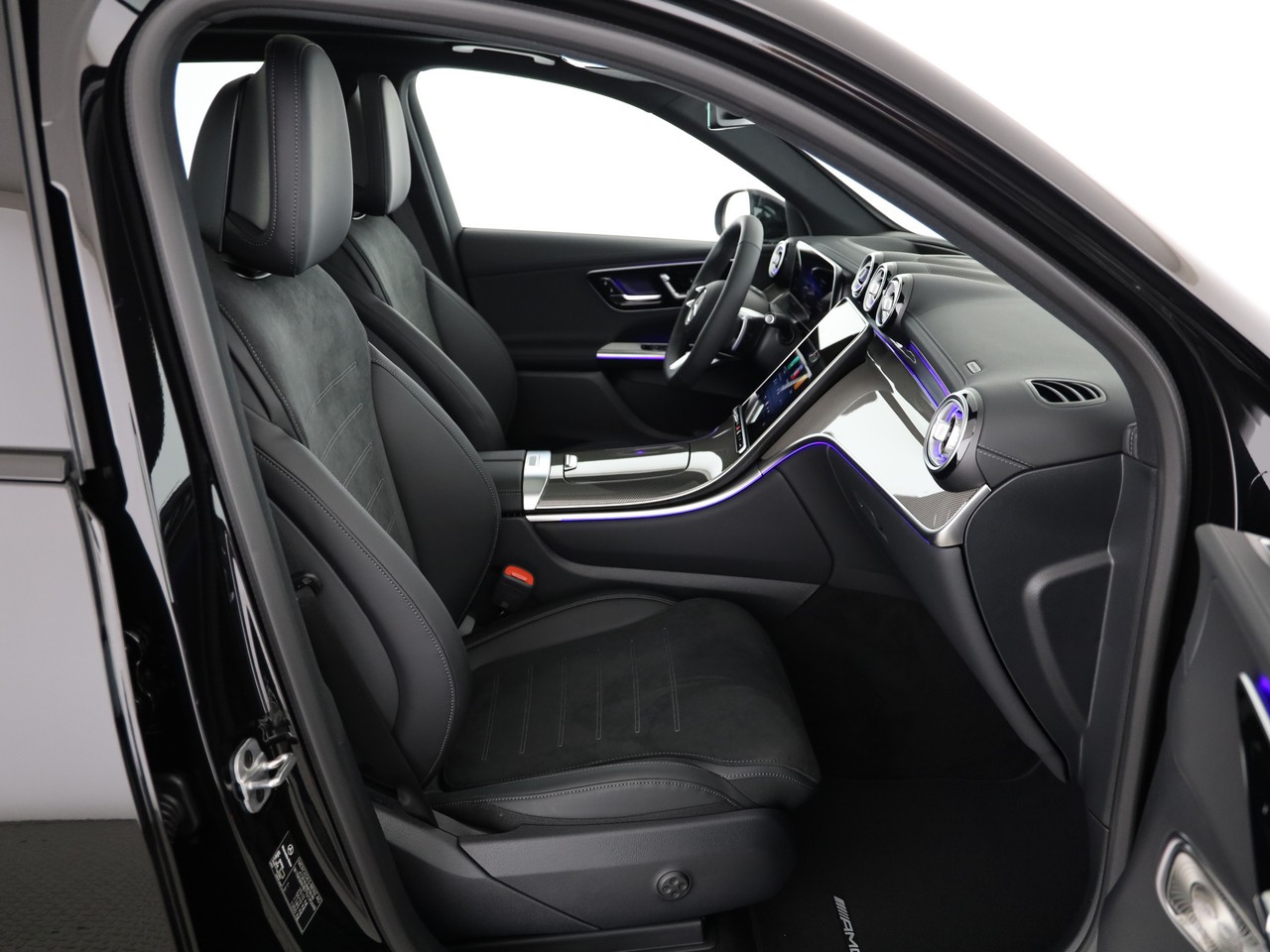 MERCEDES-BENZ GLC 300 4Matic 9G-Tronic-image-10