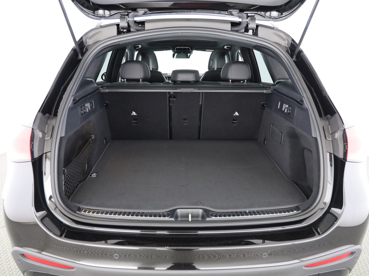 MERCEDES-BENZ GLC 300 4Matic 9G-Tronic-image-22