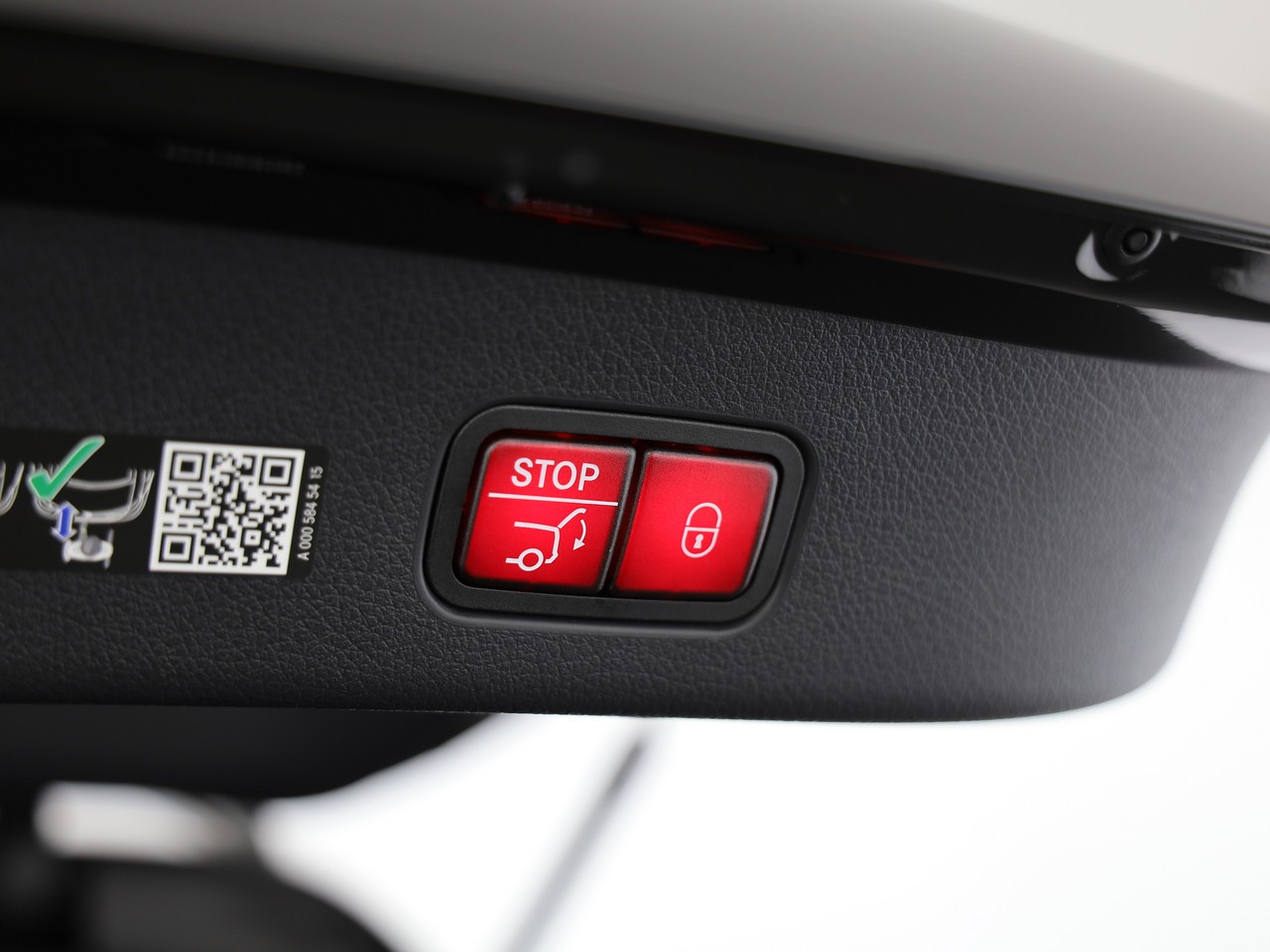 MERCEDES-BENZ GLC 300 4Matic 9G-Tronic-image-20