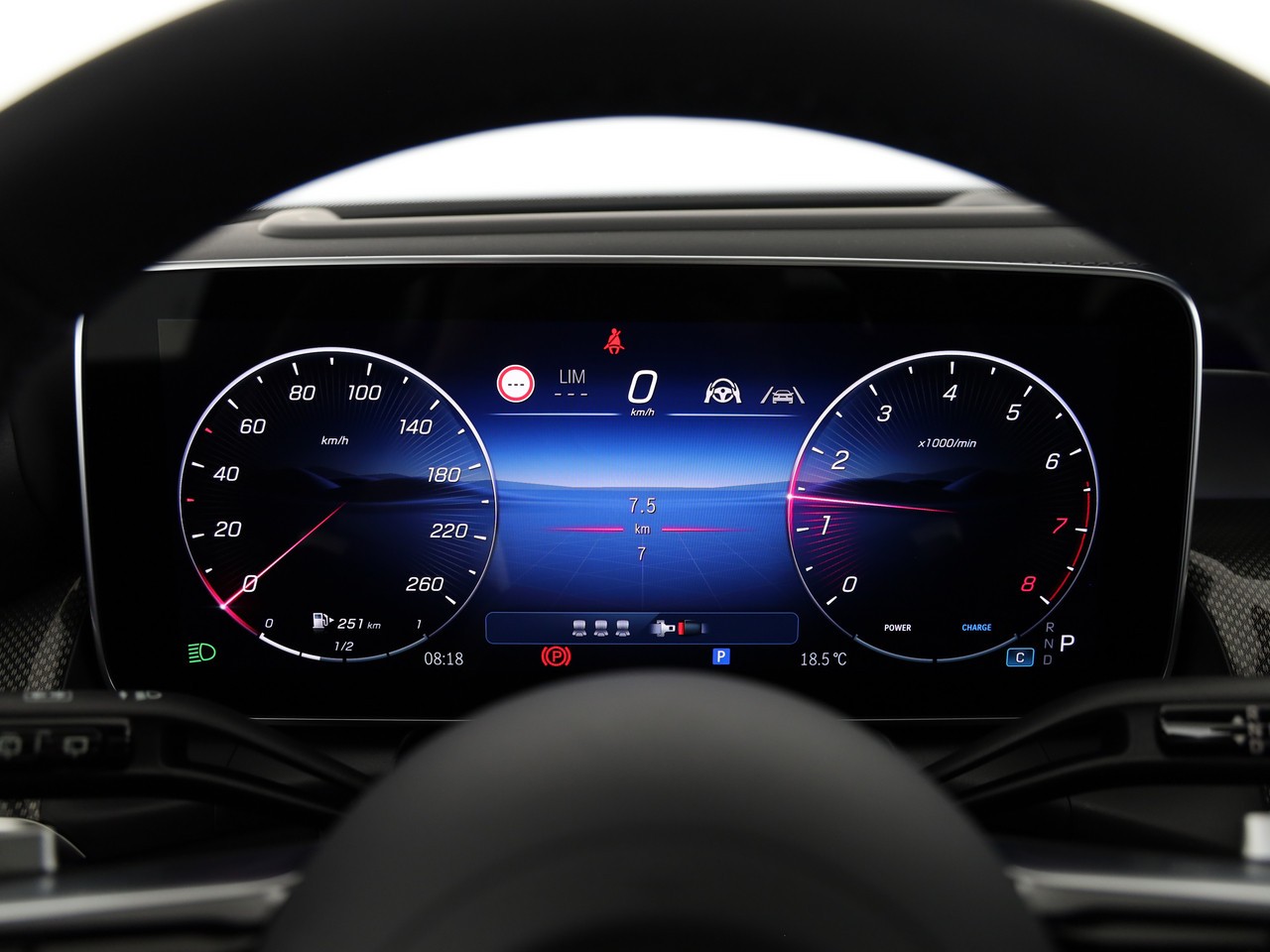 MERCEDES-BENZ GLC 300 4Matic 9G-Tronic-image-7