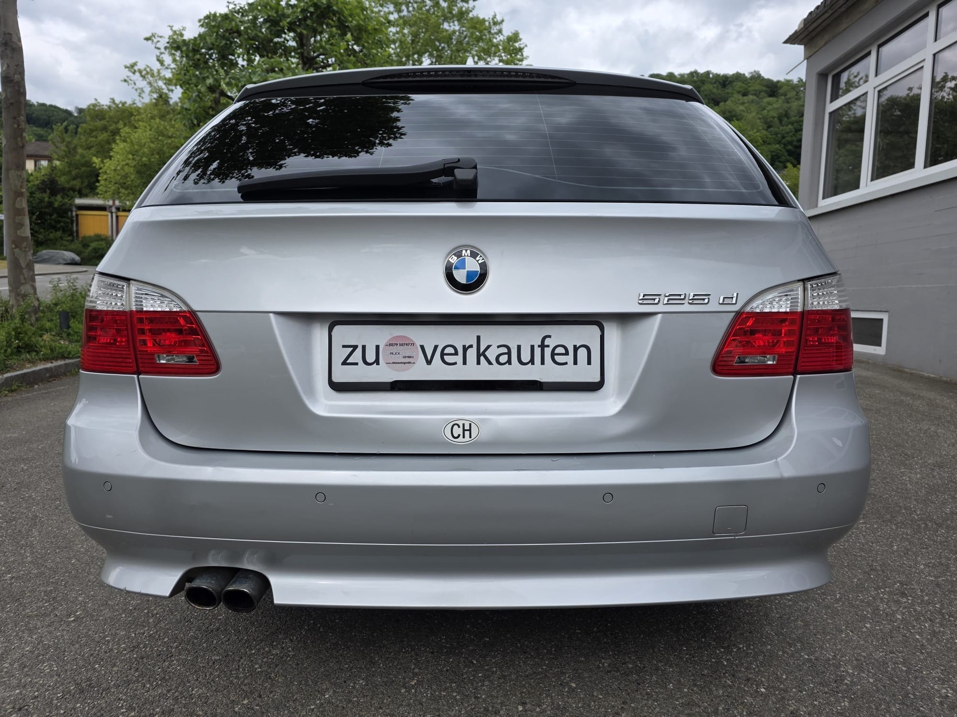 BMW 525d Touring Steptronic-image-5