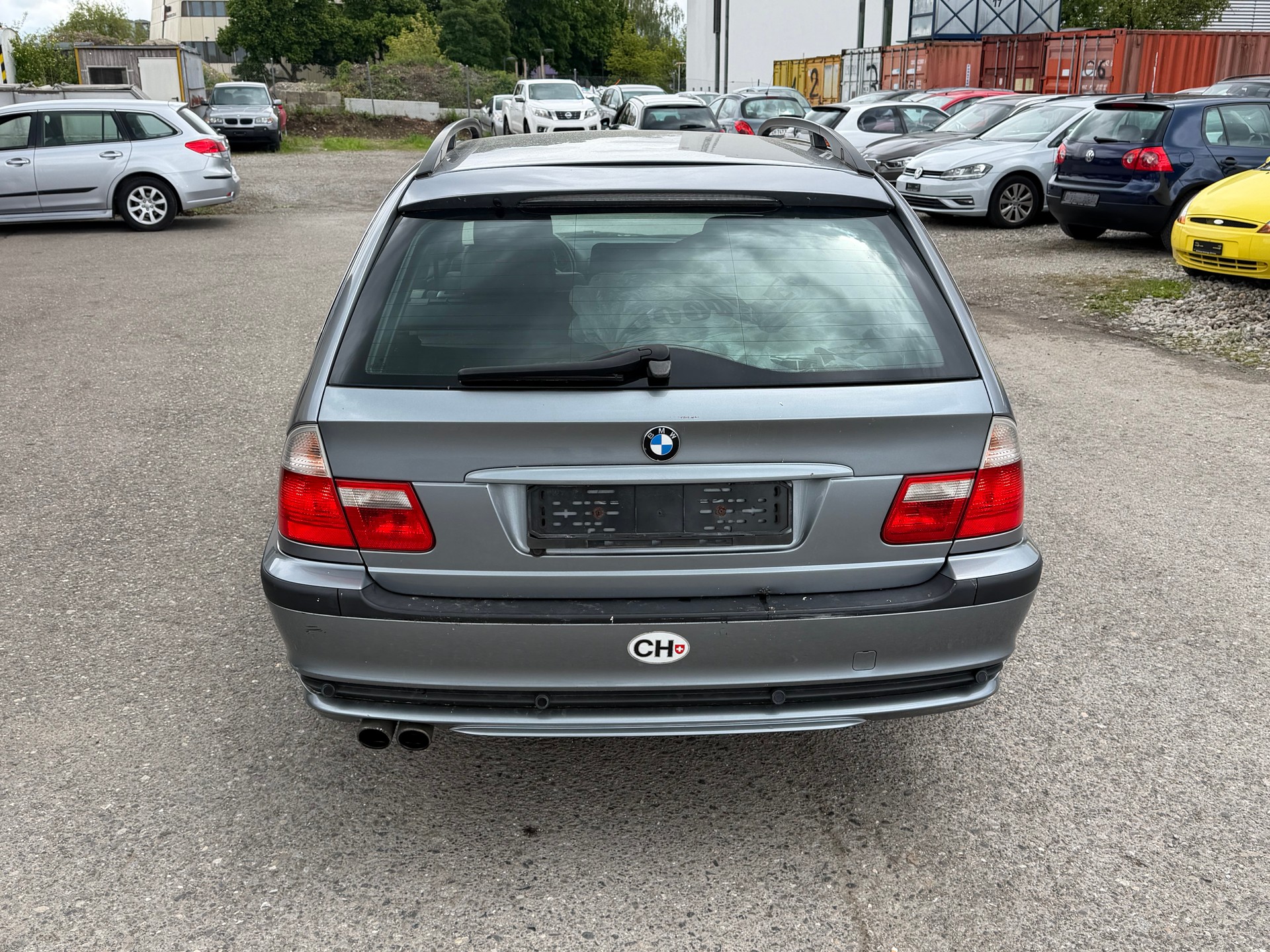 BMW 325xi Touring-image-5