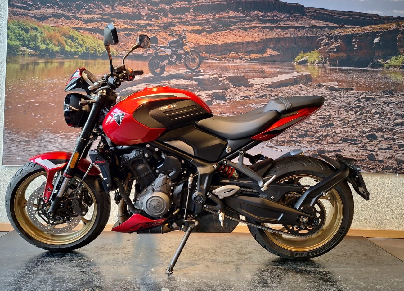 TRIUMPH Trident 800-image-2