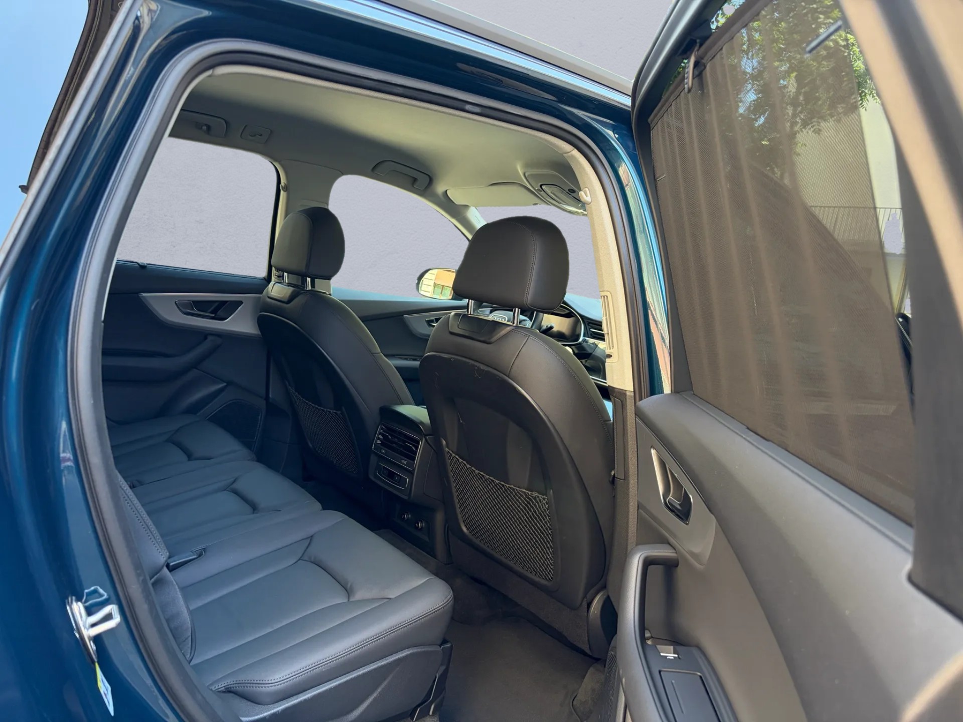 AUDI Q7 55 TFSI e quattro PHEV tiptronic-image-11