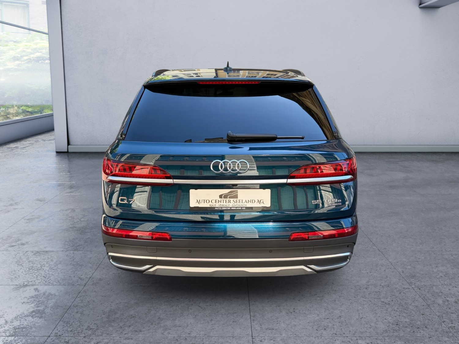 AUDI Q7 55 TFSI e quattro PHEV tiptronic-image-5