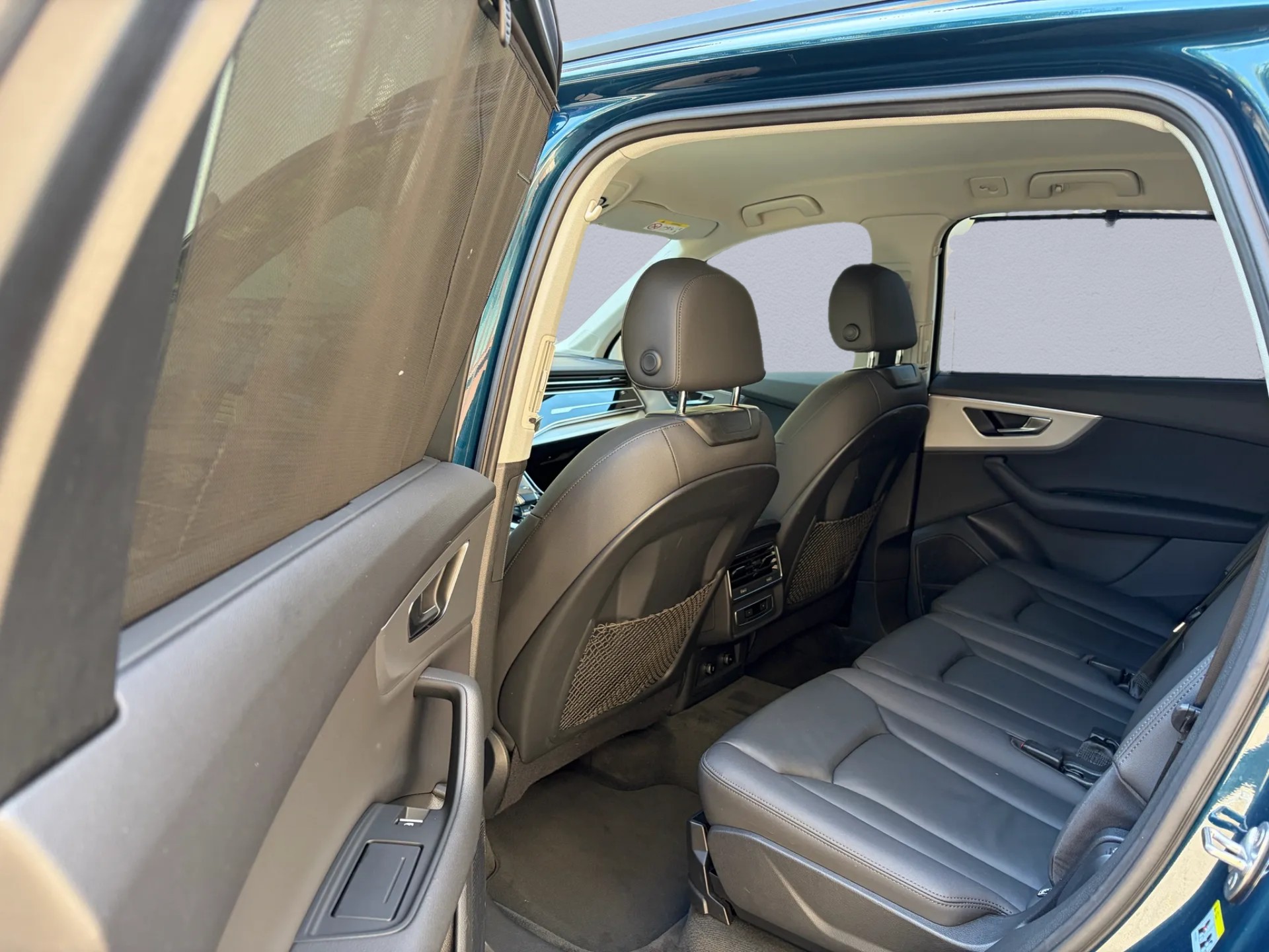 AUDI Q7 55 TFSI e quattro PHEV tiptronic-image-10