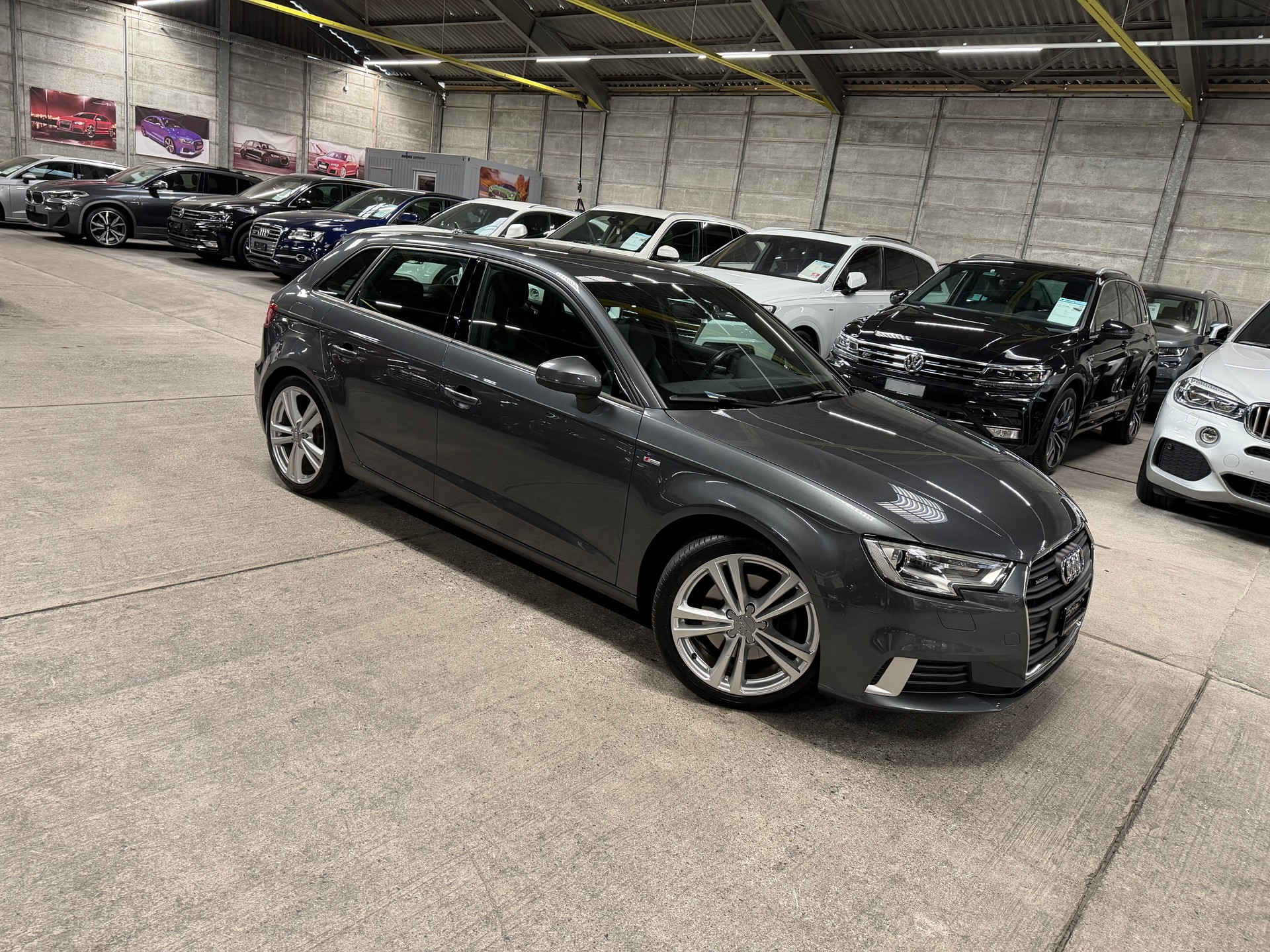 AUDI A3 Sportback 2.0 TDI S-LINE quattro