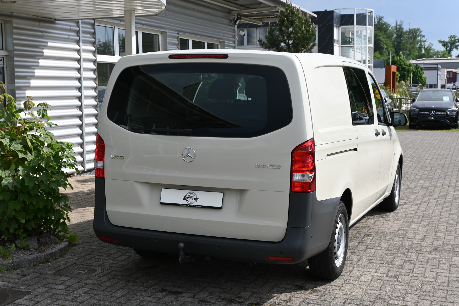 MERCEDES-BENZ Vito 114 BlueTEC Mixto L 7G-Tronic 6-Plätzer + AHK 2500kg-image-7
