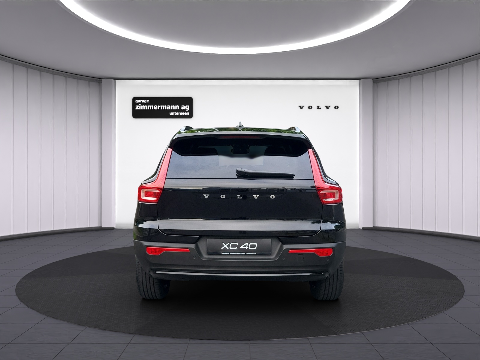 VOLVO XC40 2.0 B3 MH Plus Dark-image-7