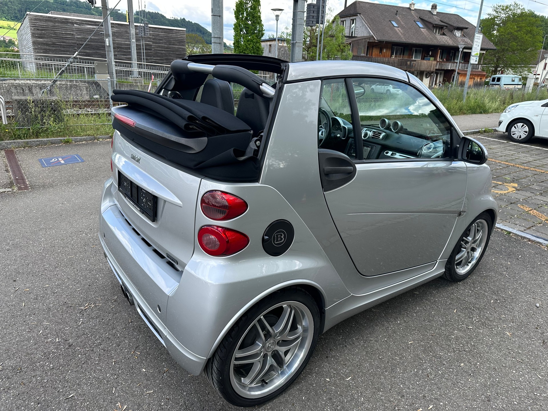 SMART fortwo Brabus Xclusive softouch Frisch ab MFK und Service-image-8