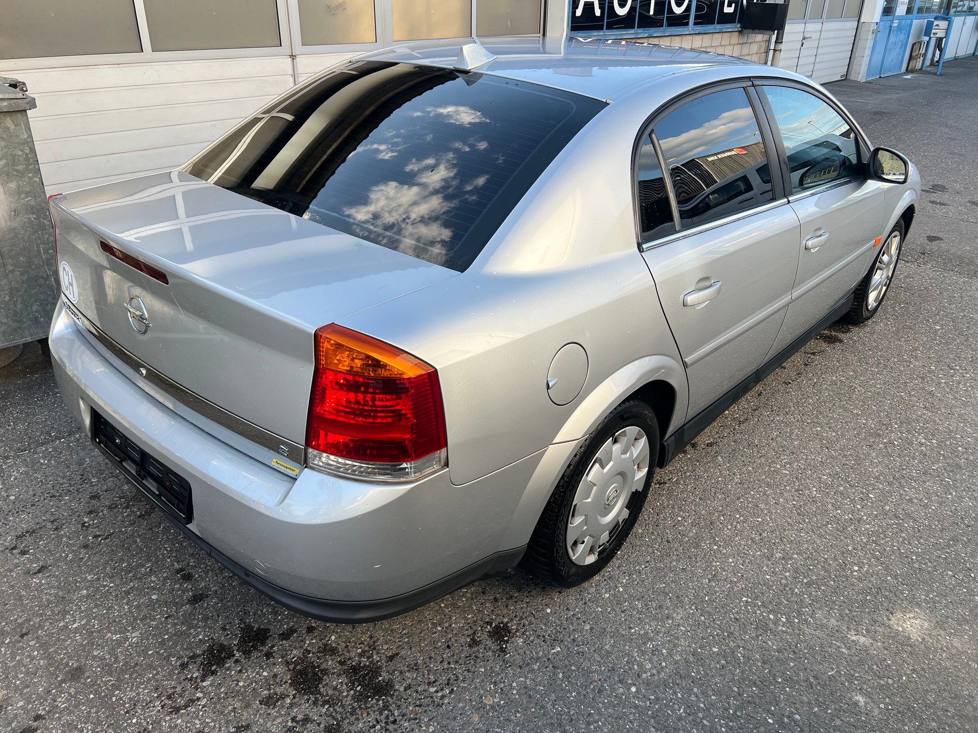 OPEL Vectra 2.2 Comfort-image-2