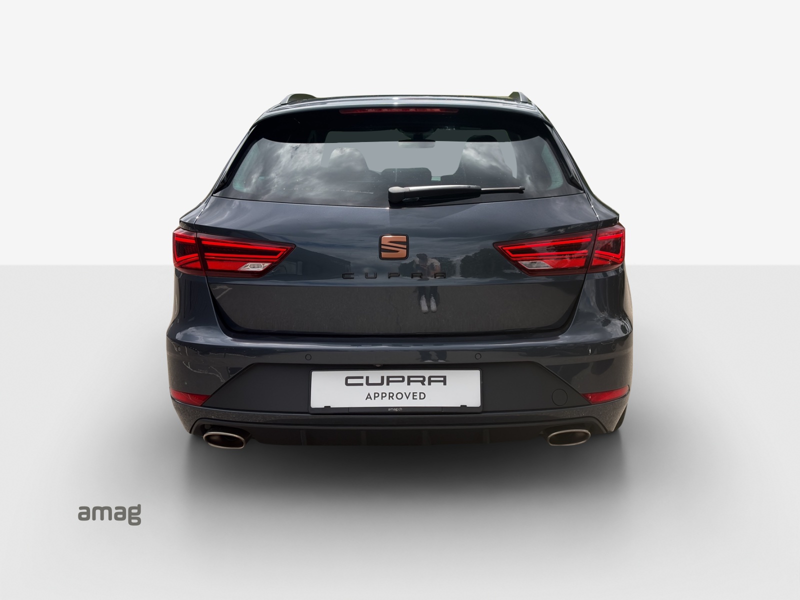 SEAT Leon ST 2.0 TSI Swiss Cupra 300 4 Drive DSG-showroom-element-3