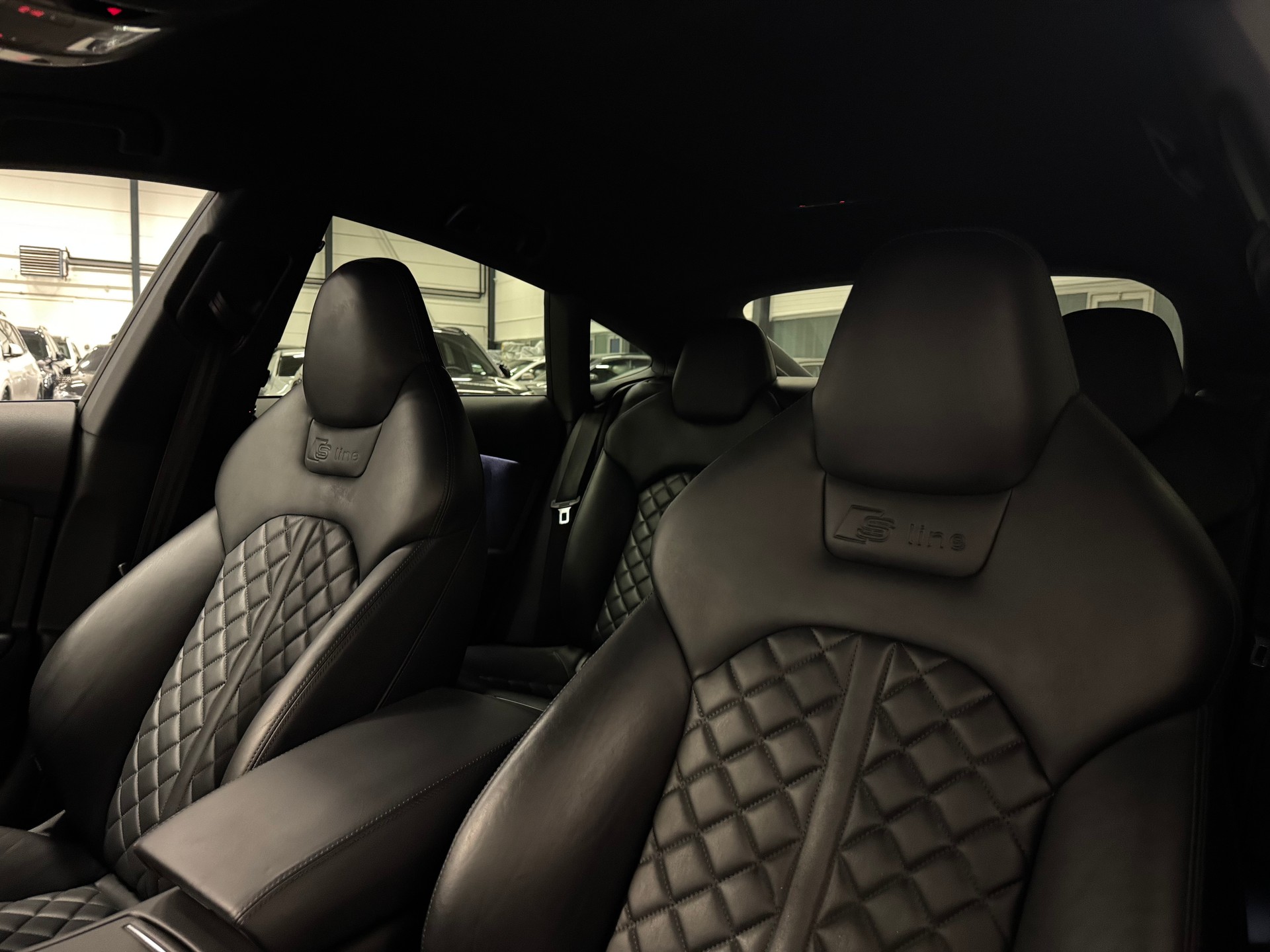 AUDI A7 Sportback 3.0 BiTDI quattro compet. S-tronic-image-18