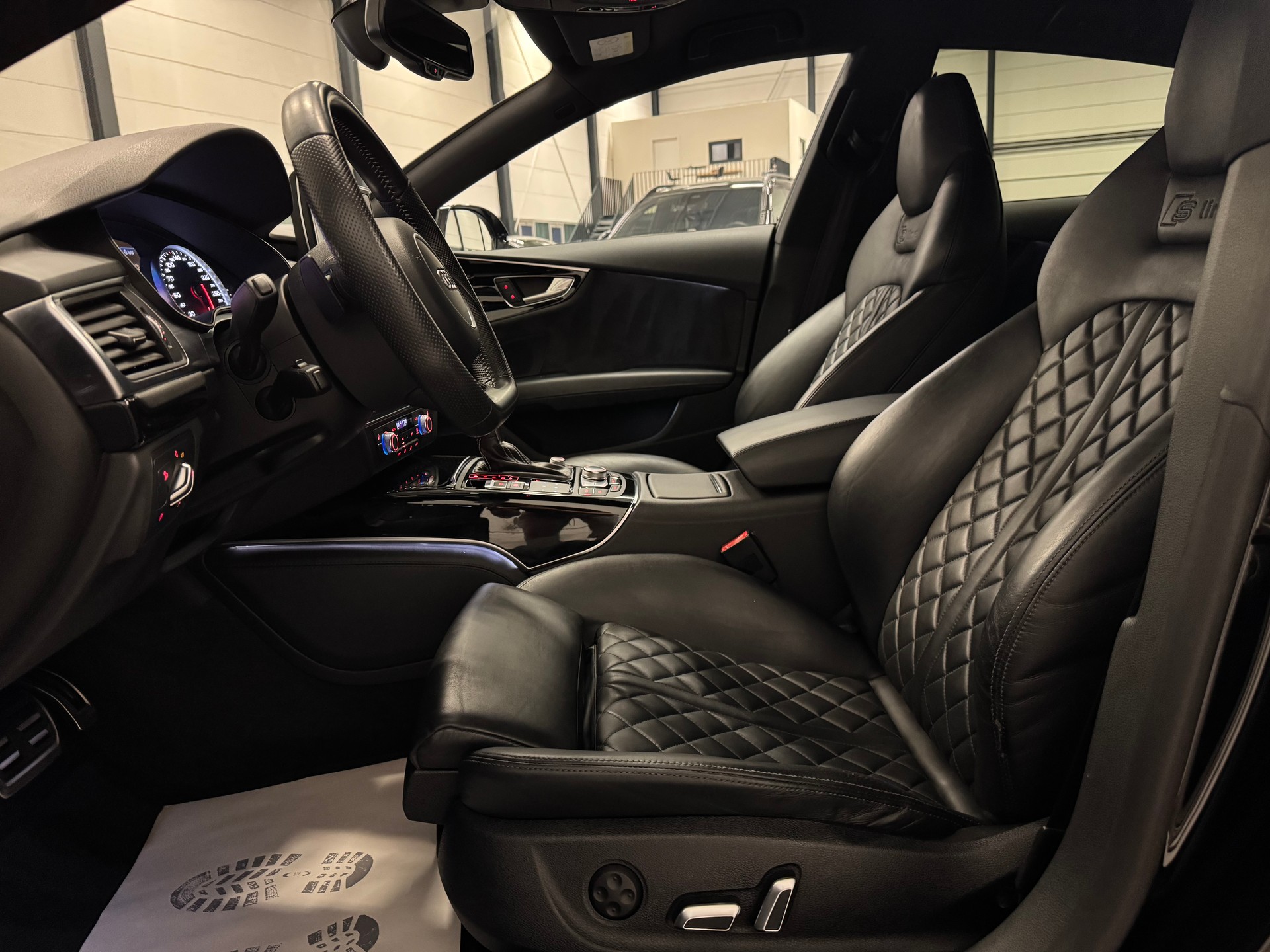 AUDI A7 Sportback 3.0 BiTDI quattro compet. S-tronic-image-17