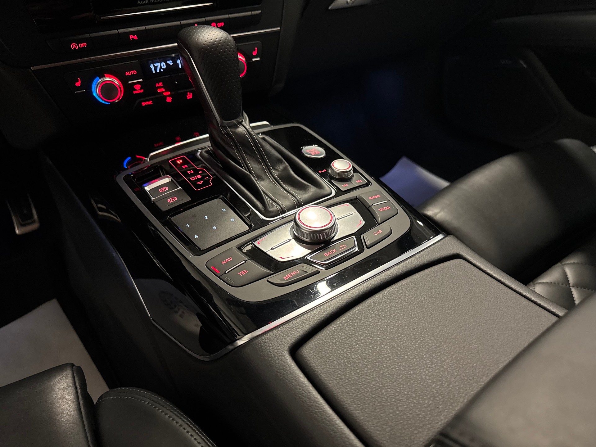 AUDI A7 Sportback 3.0 BiTDI quattro compet. S-tronic-image-27