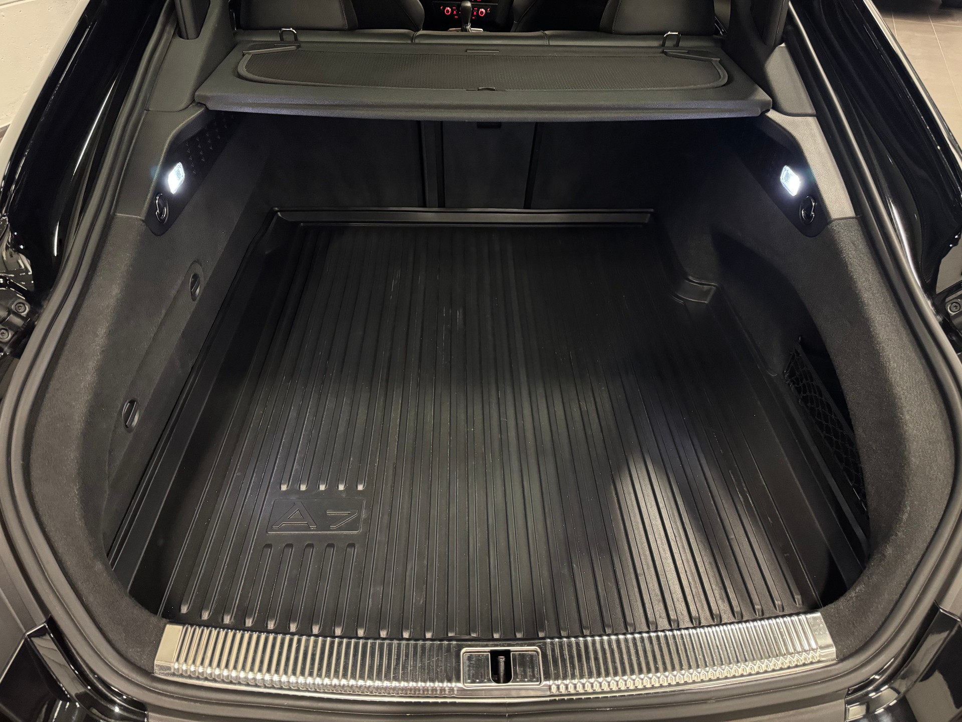 AUDI A7 Sportback 3.0 BiTDI quattro compet. S-tronic-image-23