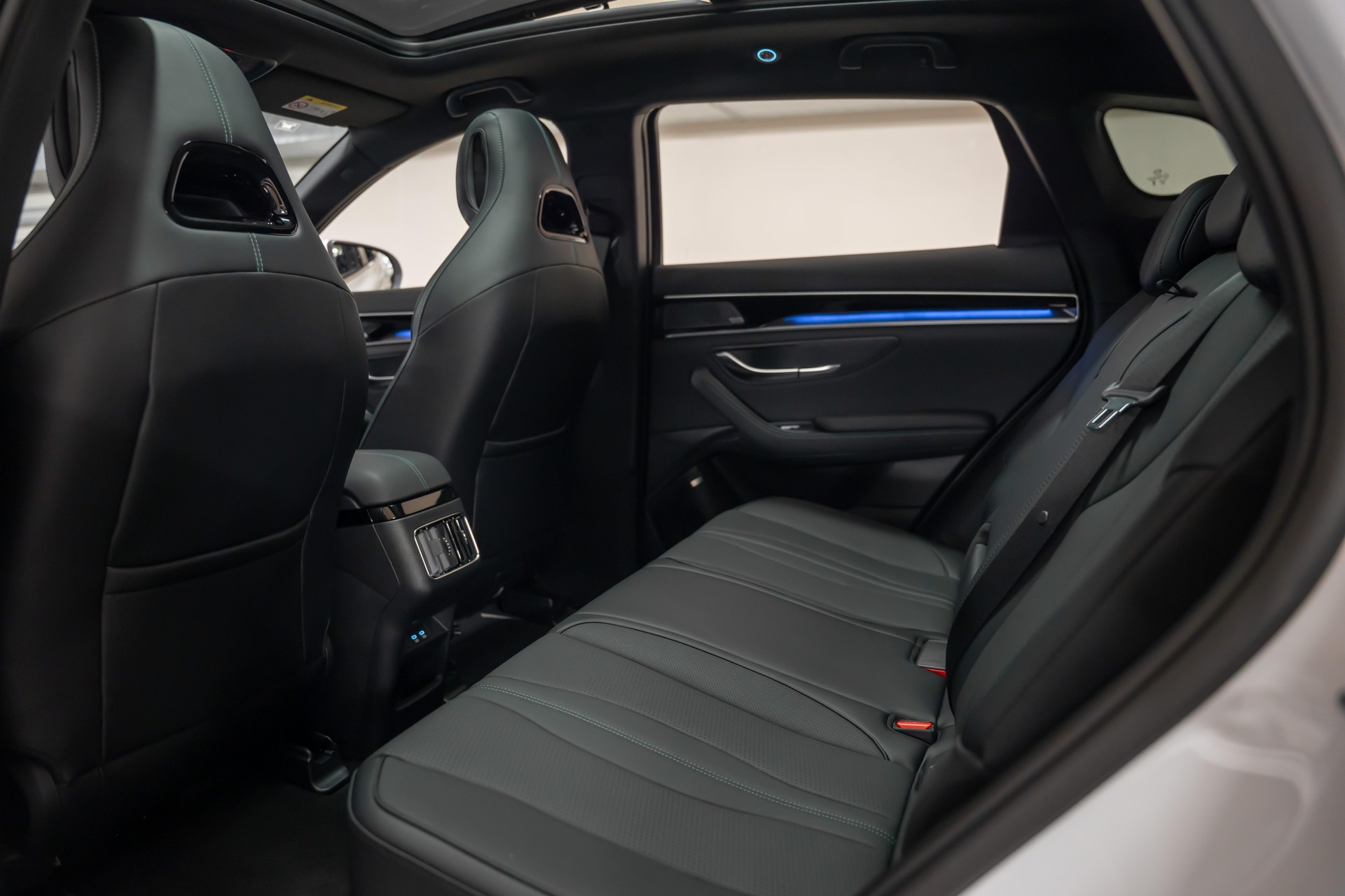 BYD Seal U DM-i Design-image-11