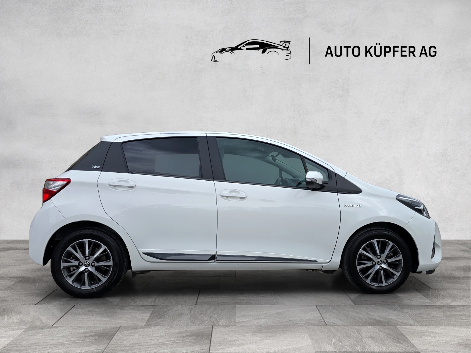 TOYOTA Toyota Yaris 1.5 Hybrid Y20 Club-image-4