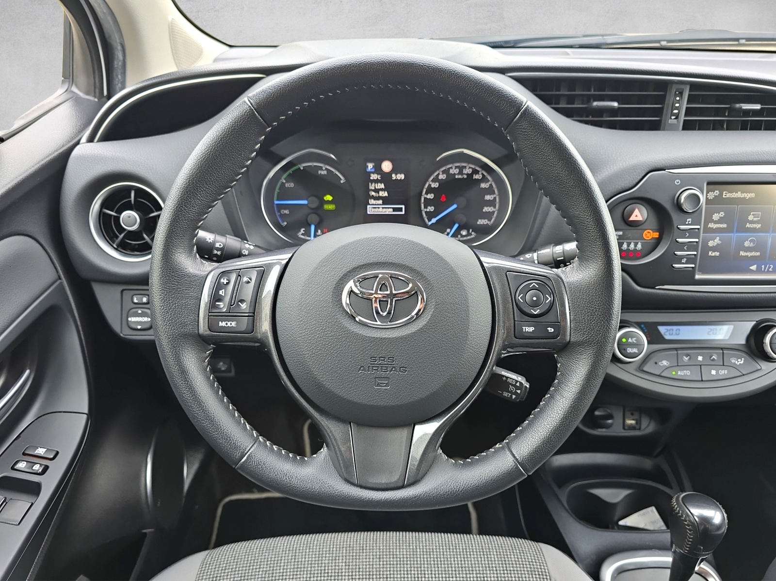 TOYOTA Toyota Yaris 1.5 Hybrid Y20 Club-image-7