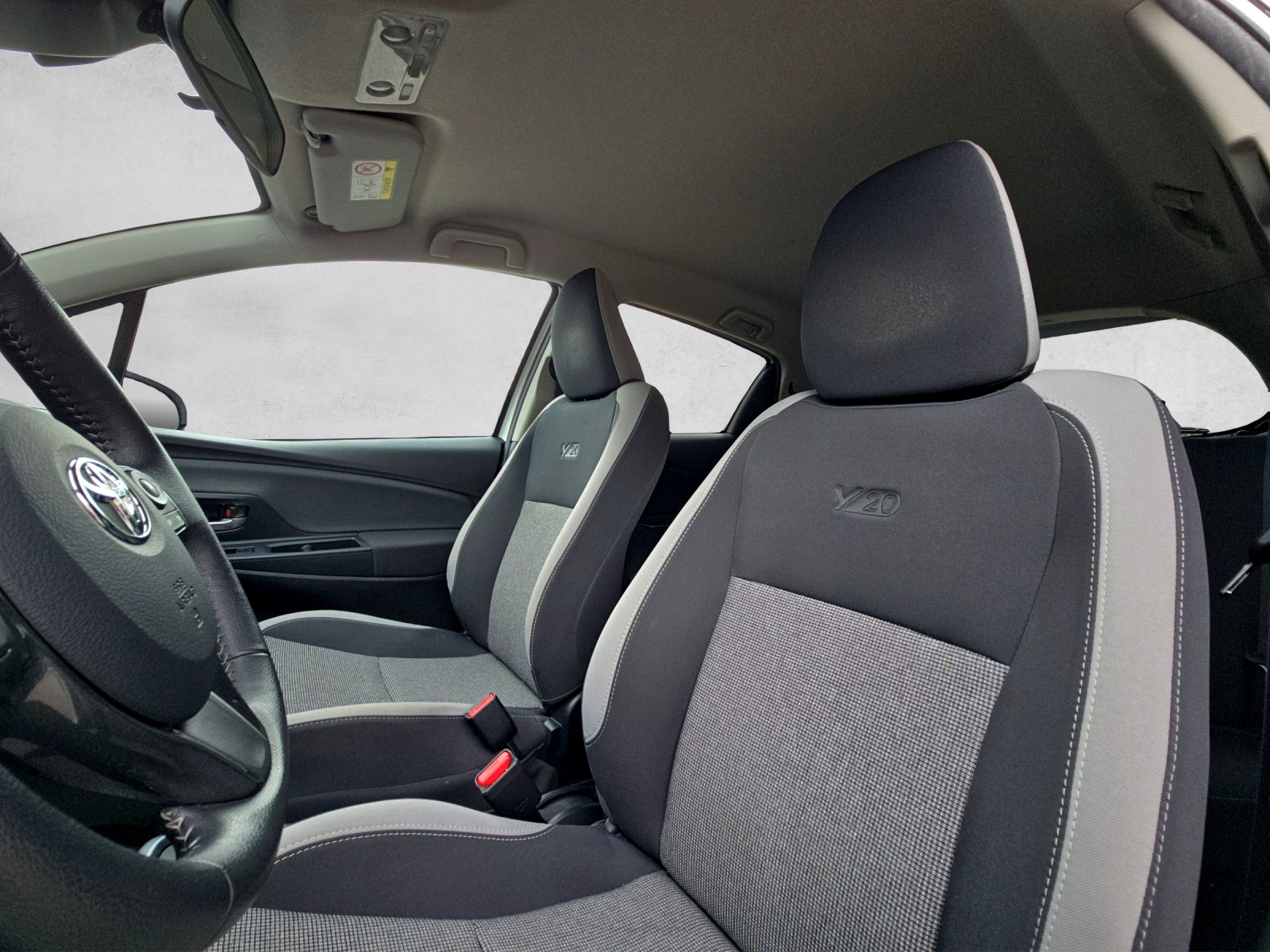 TOYOTA Toyota Yaris 1.5 Hybrid Y20 Club-image-10