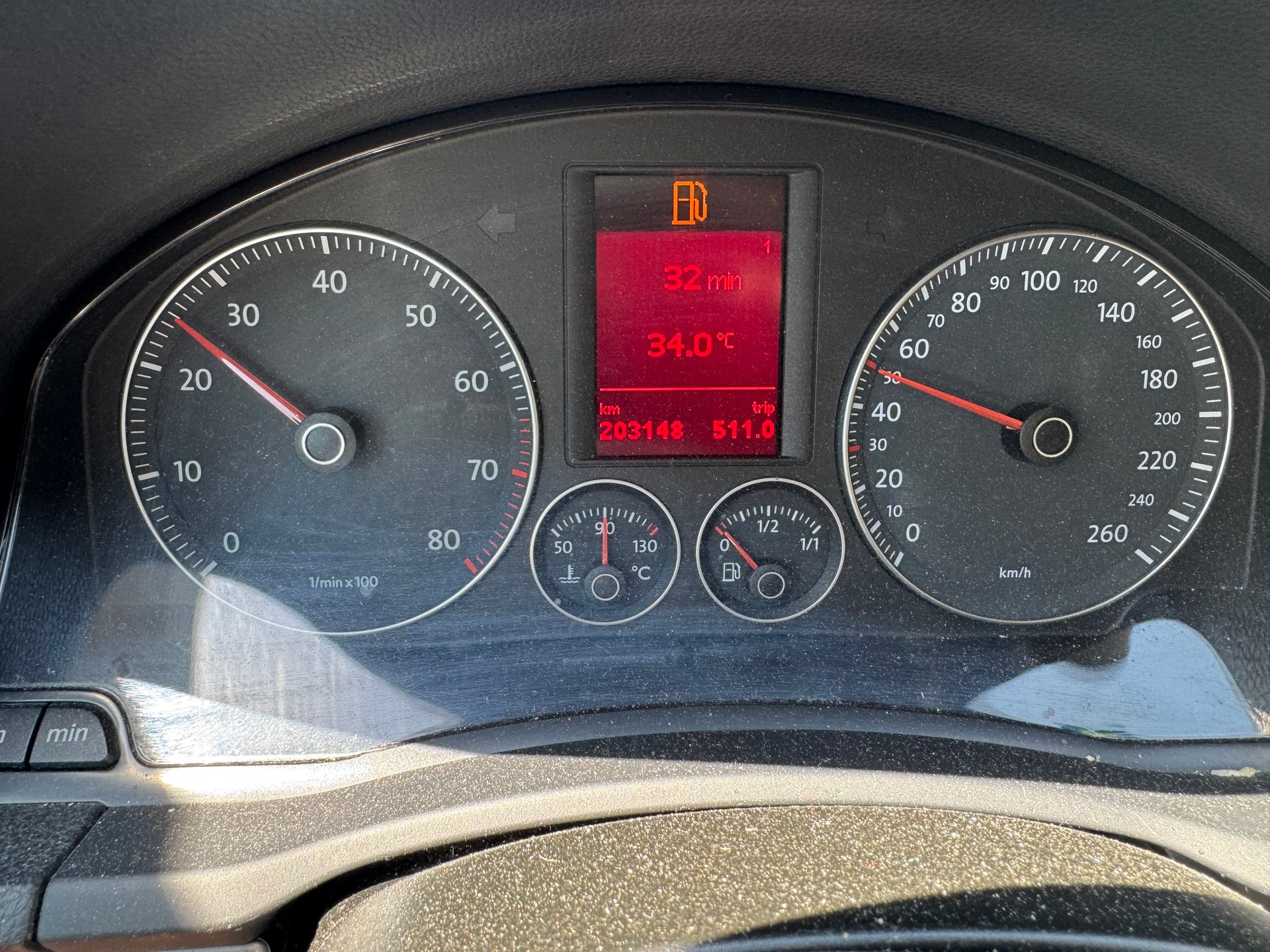 VW Golf 2.0 FSI Comfortline 4Motion-image-9