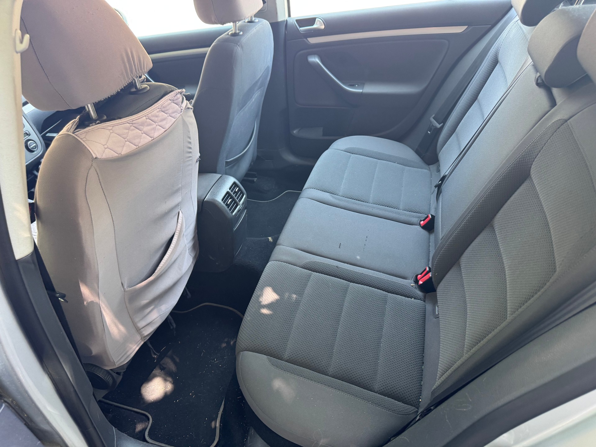 VW Golf 2.0 FSI Comfortline 4Motion-image-7