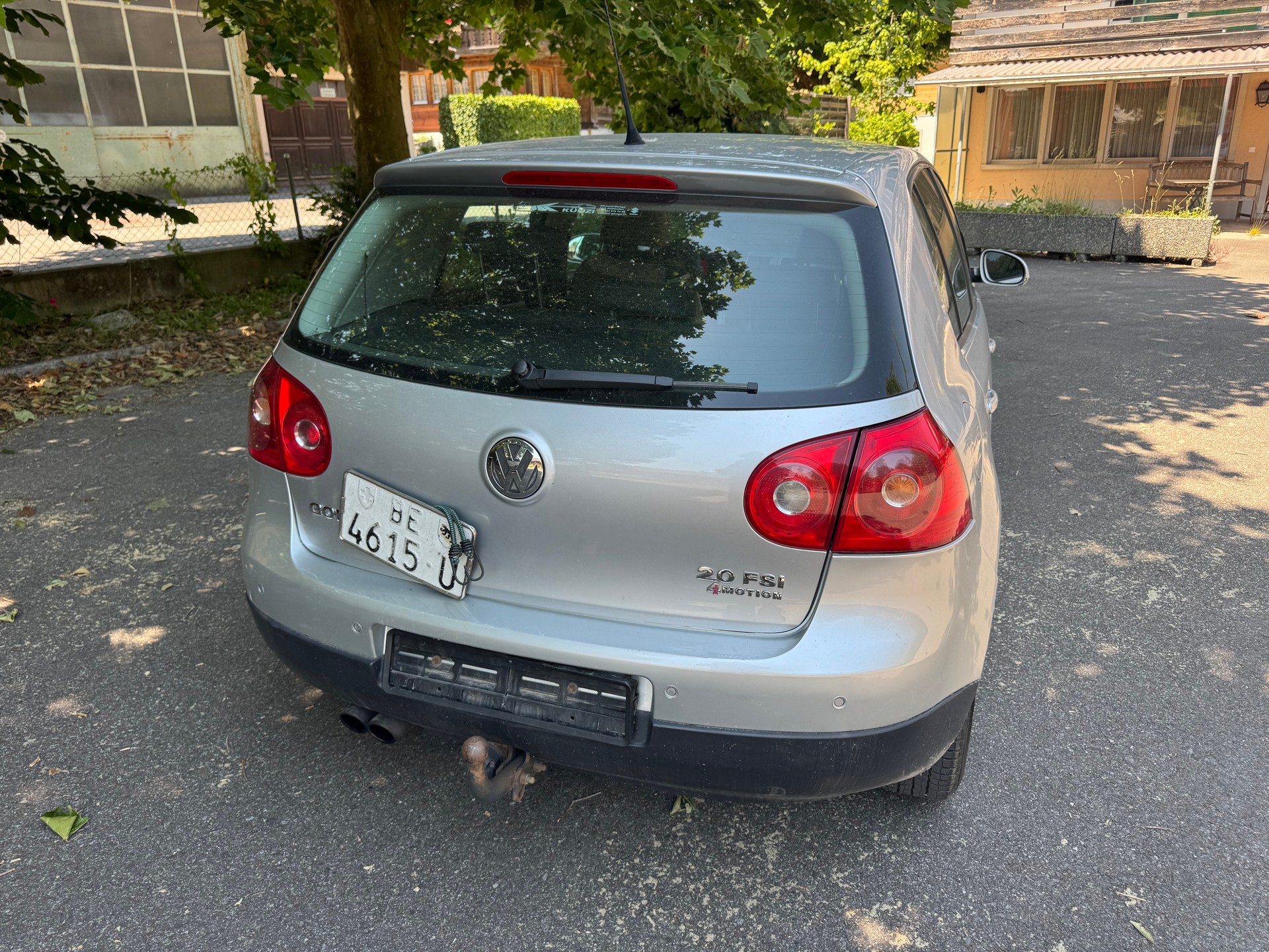 VW Golf 2.0 FSI Comfortline 4Motion-image-4