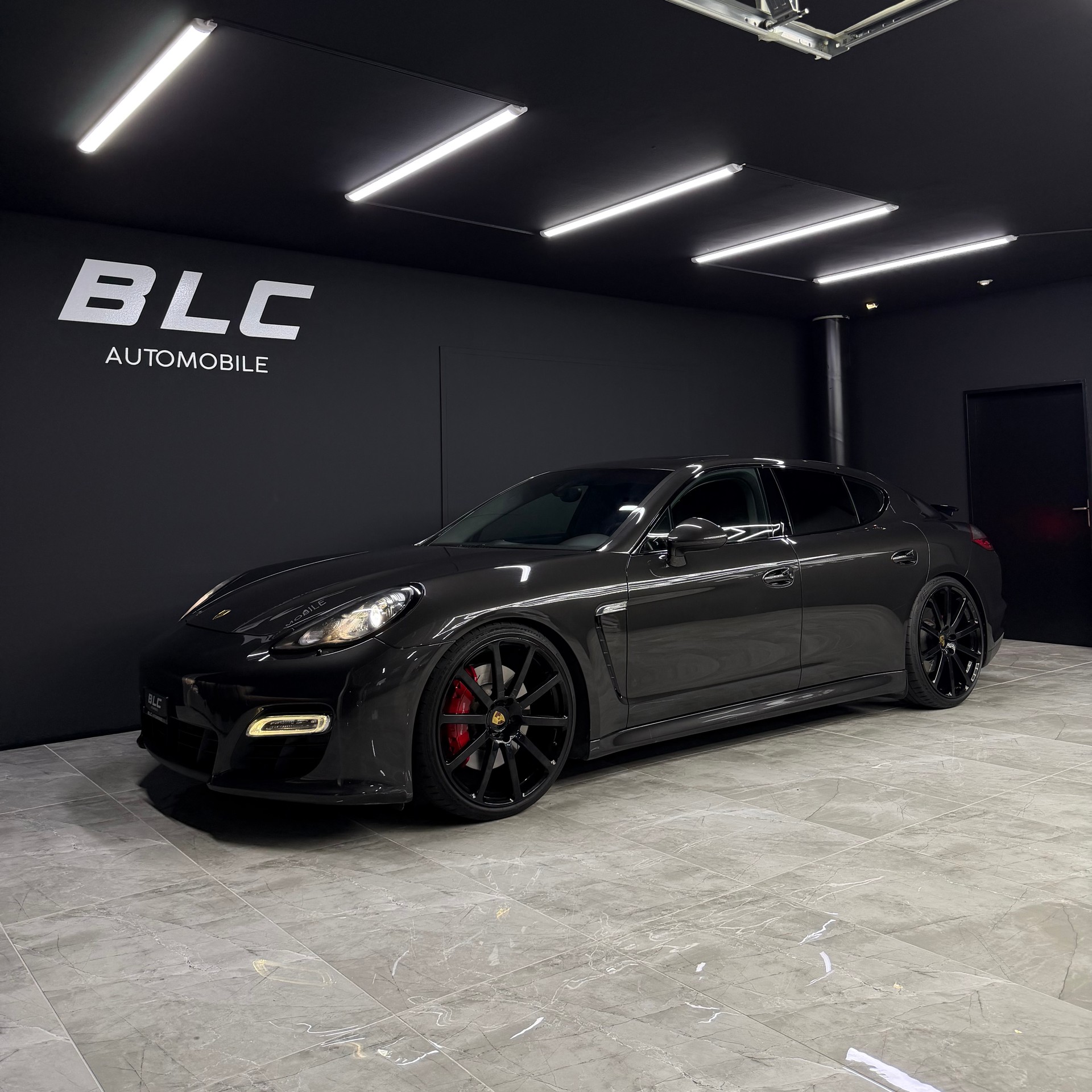 PORSCHE Panamera GTS 4.8 PDK