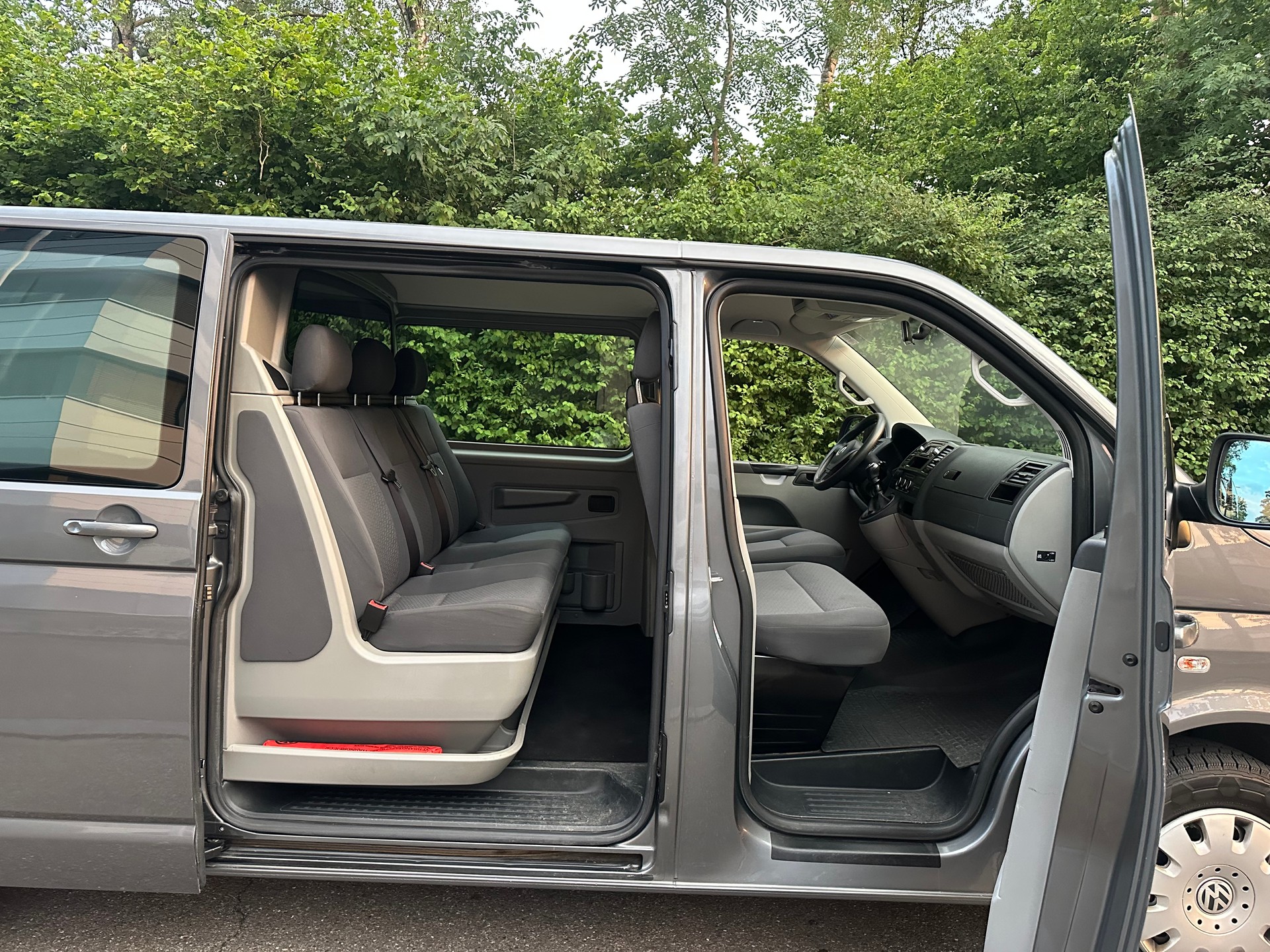 VW T5 2.0 TDI 4Motion-image-3