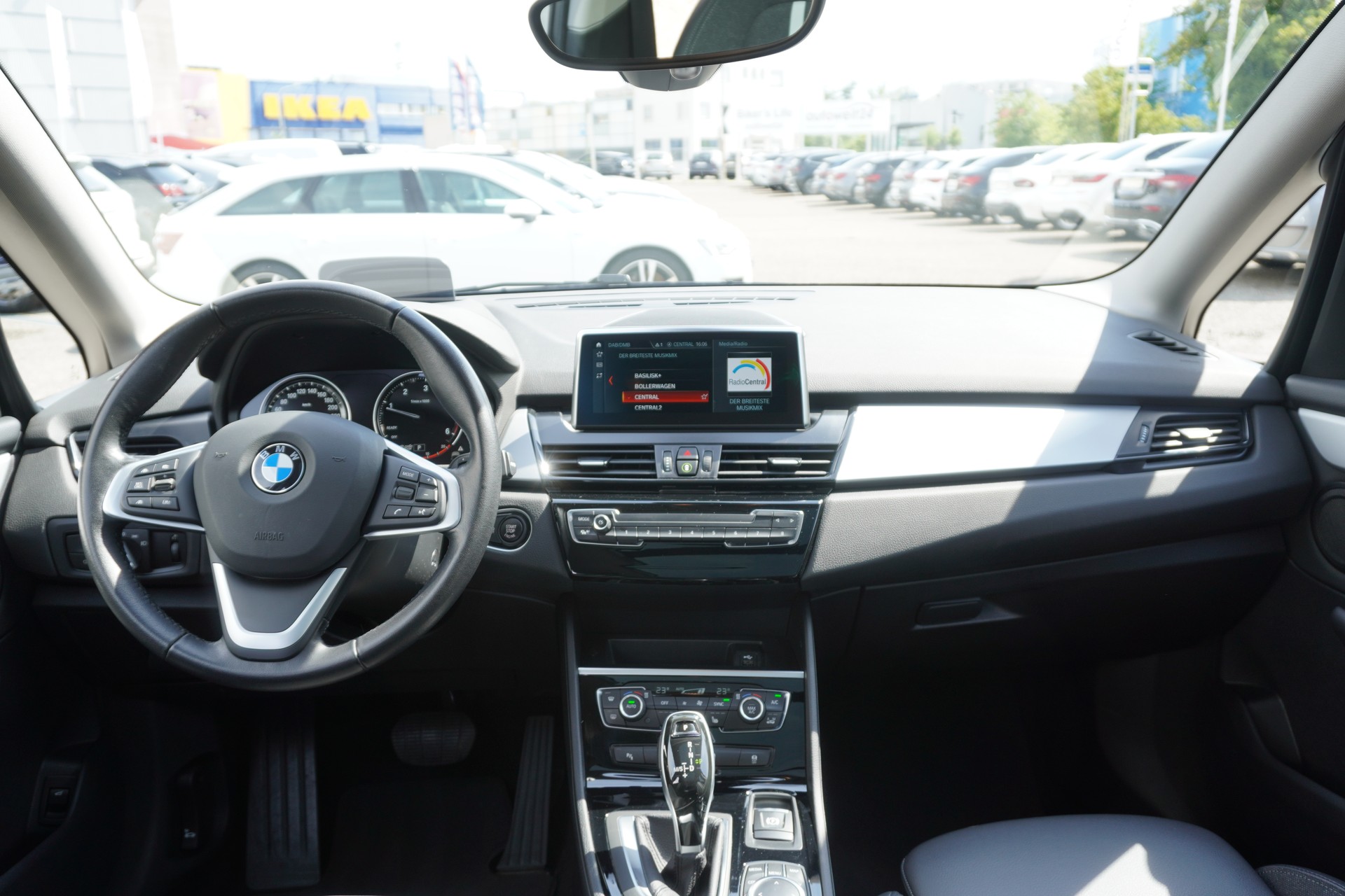 BMW 220d xDrive Gran Tourer Steptronic Travel Edition-image-18